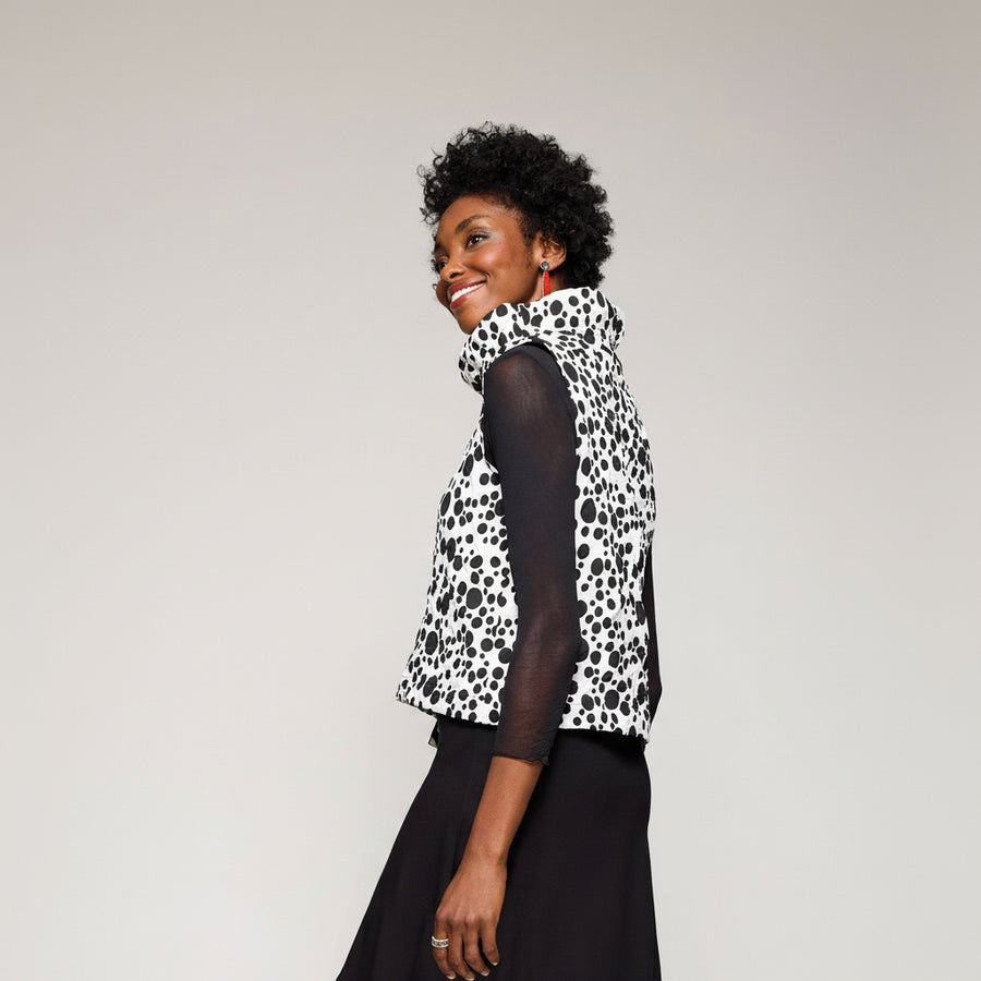 Victorine Topper - White/Black Bubble