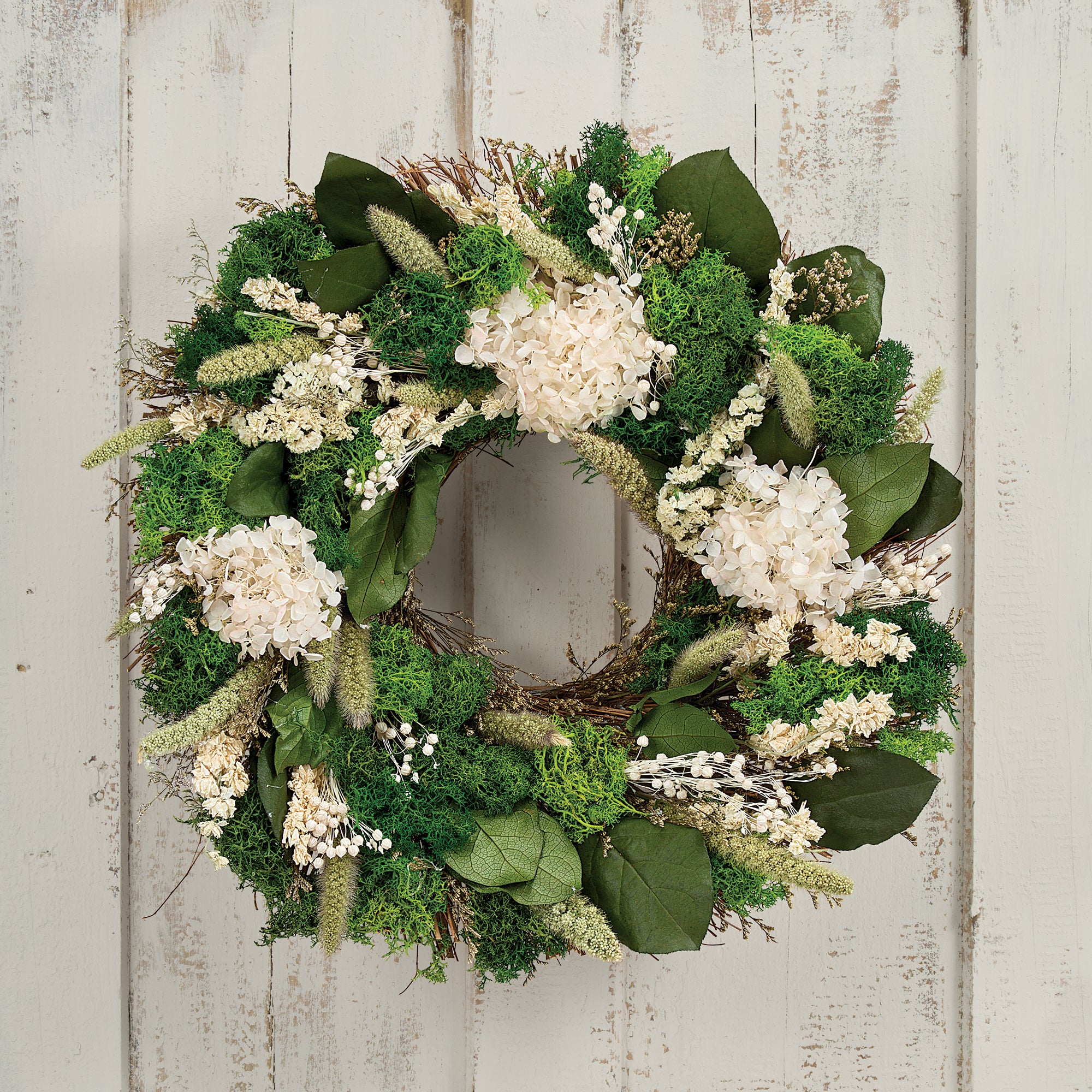 Green & White Delight Wreath