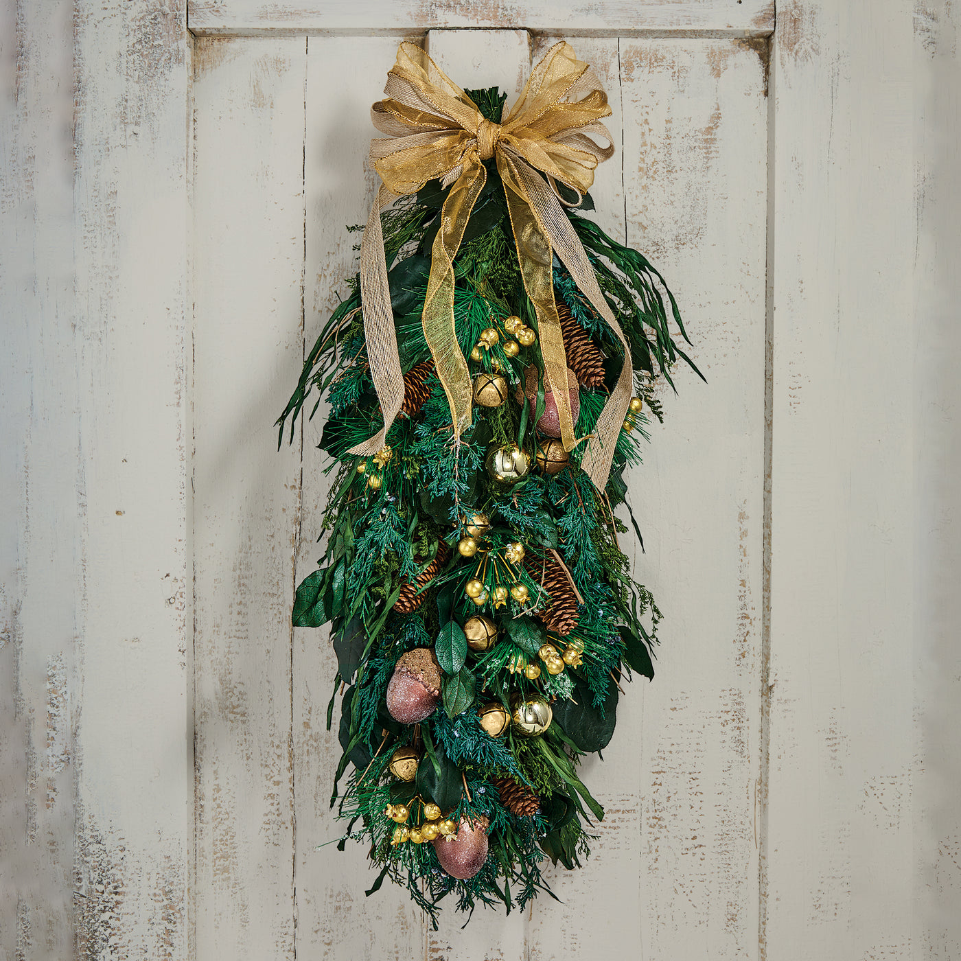 Juniper & Jingle Bells Swag