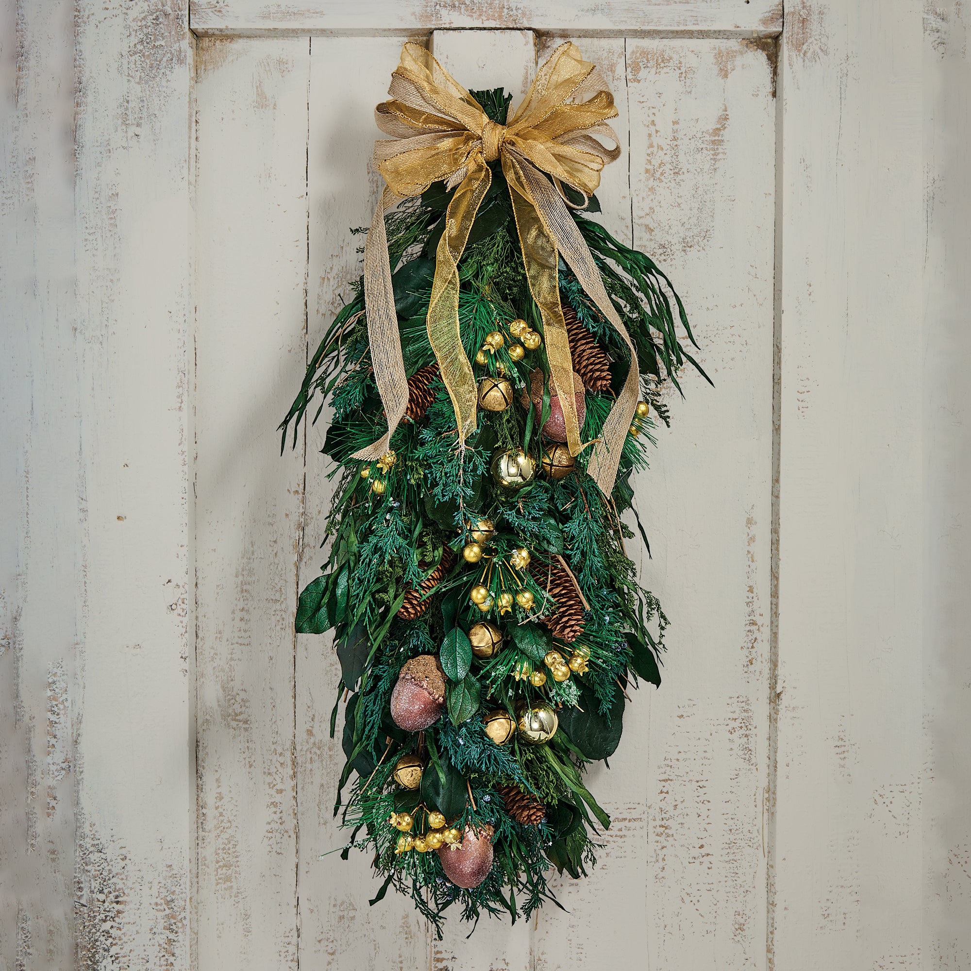 Juniper & Jingle Bells Swag