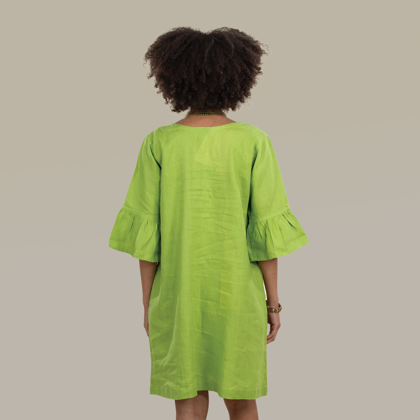 Charming in Chartreuse Linen Dress | Uno Alla Volta Charming in Chartreuse Linen Dress | Uno Alla Volta