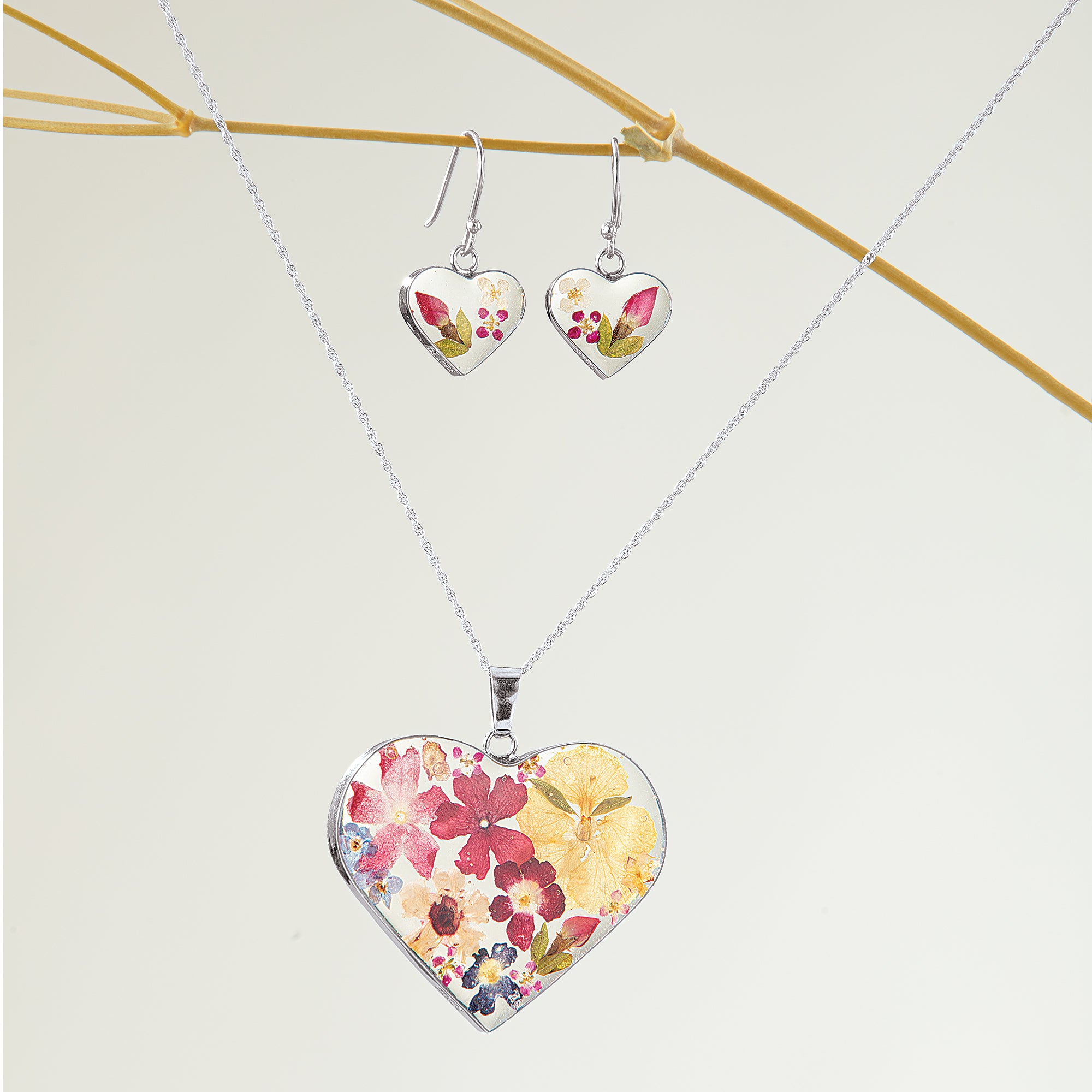 Forever Flowers Heart Necklace & Earrings Set