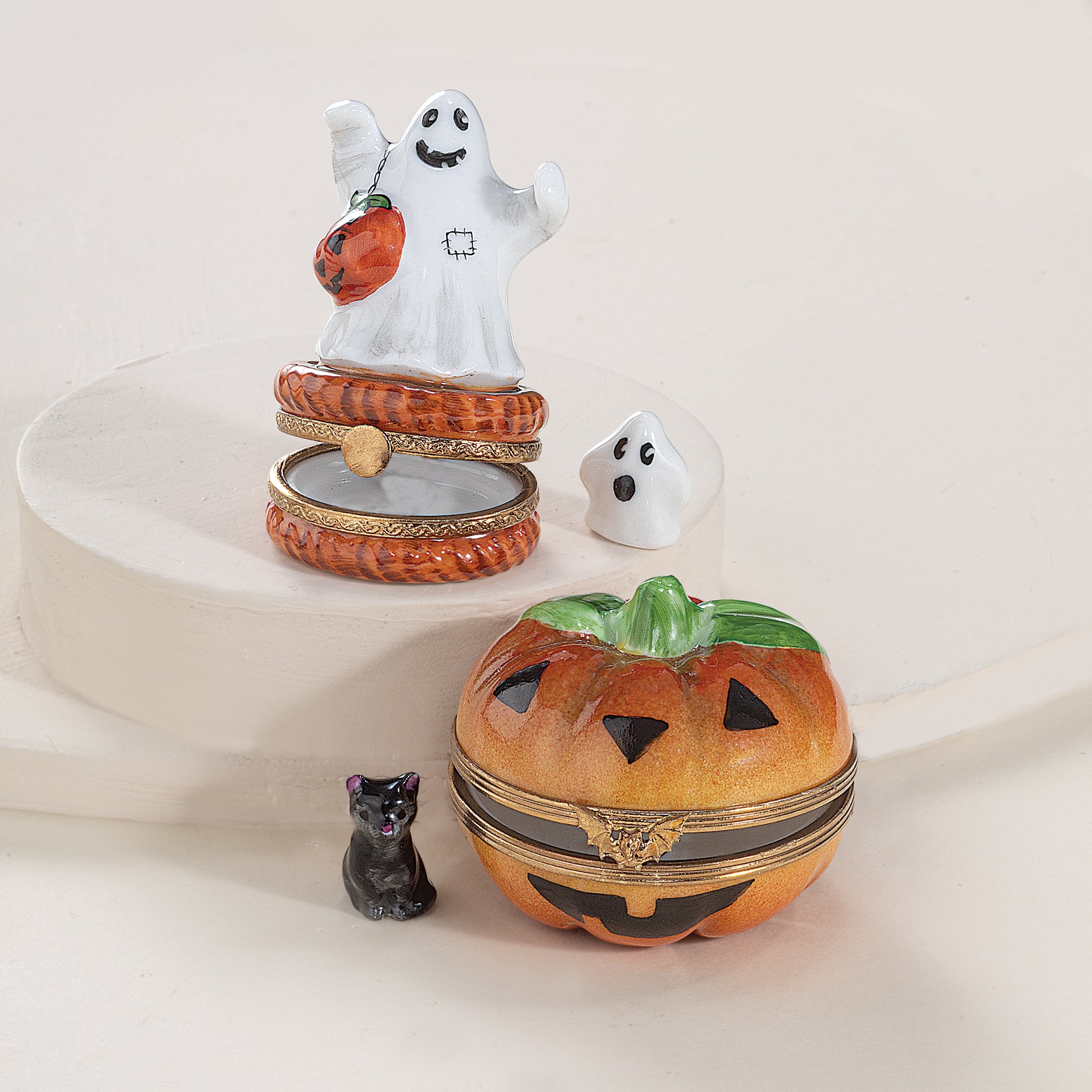 Limoges Porcelain Trick or Treat Ghost Trinket Box