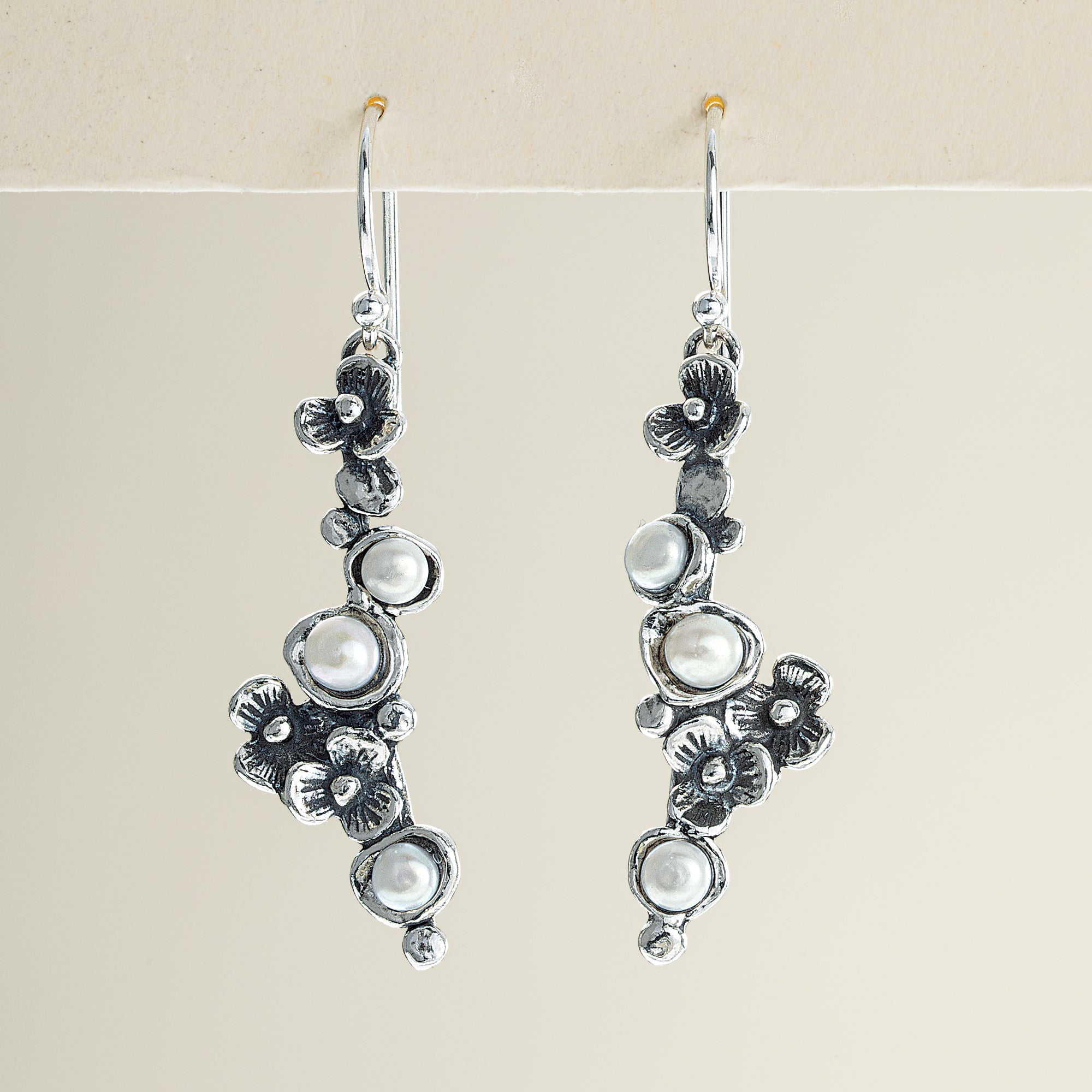 Florals & Freshwater Pearls Earrings