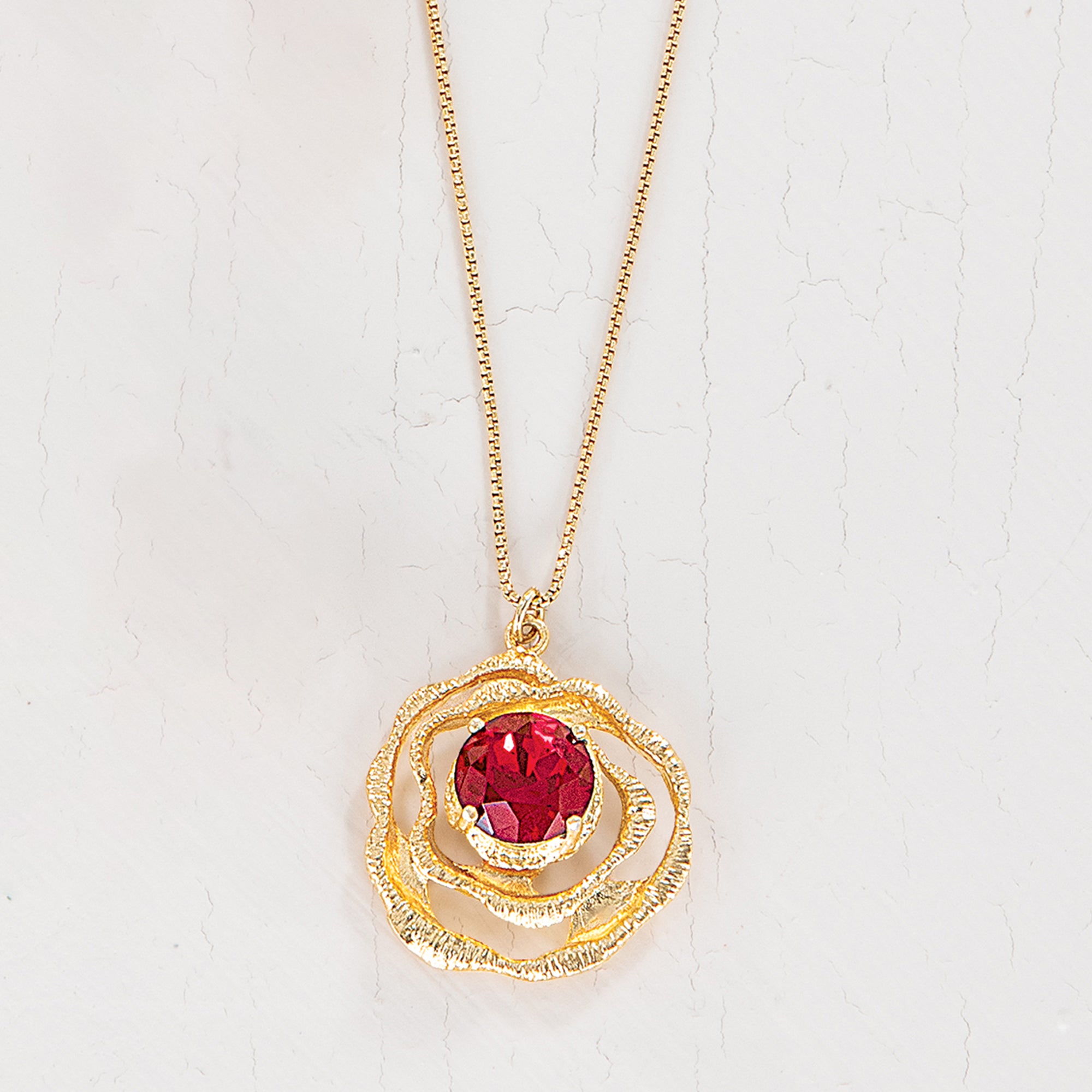 Sparkling Garnet Crystal Pendant Necklace