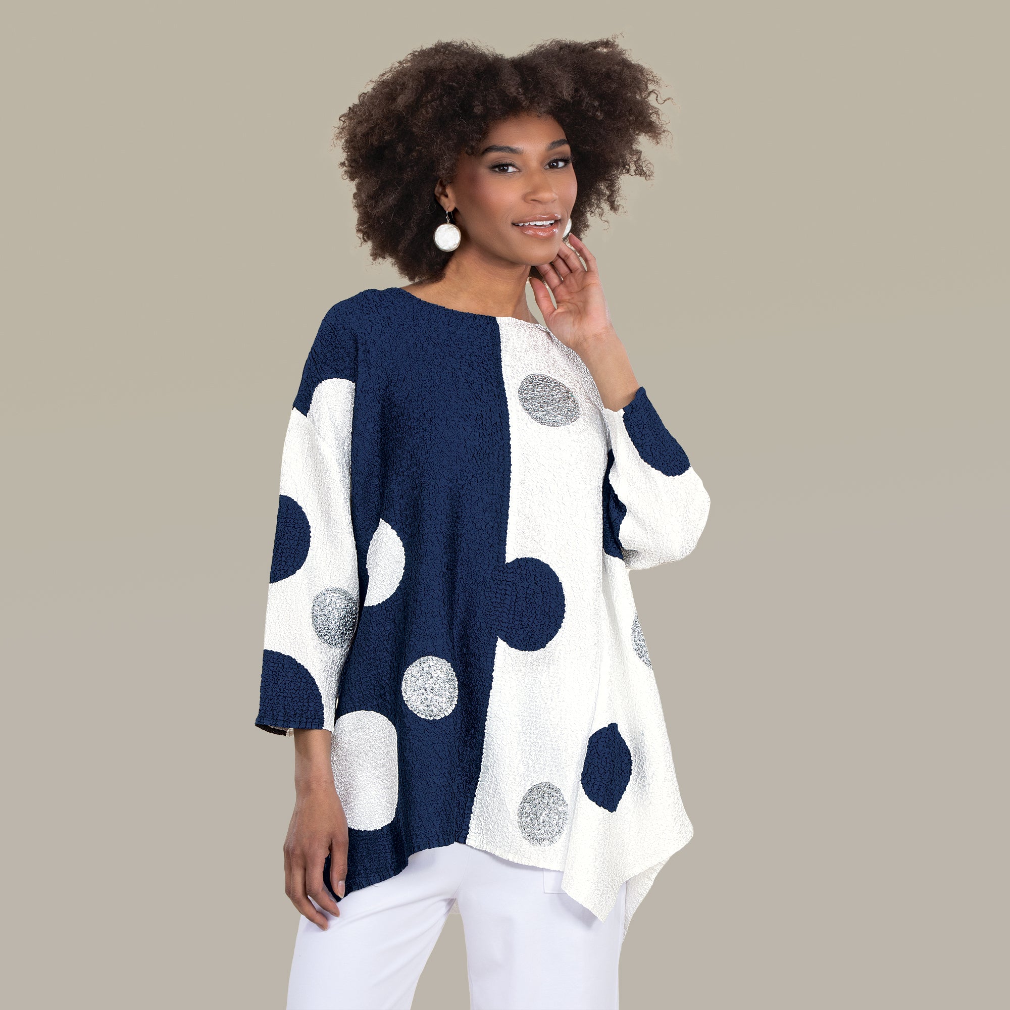 Straight Laced Pearl Button Jacket | Uno Alla Volta