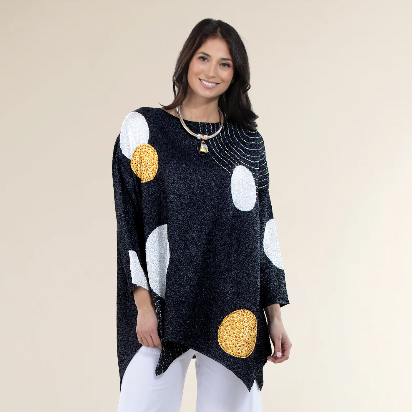 Rippling Circles Black Crinkle Tunic