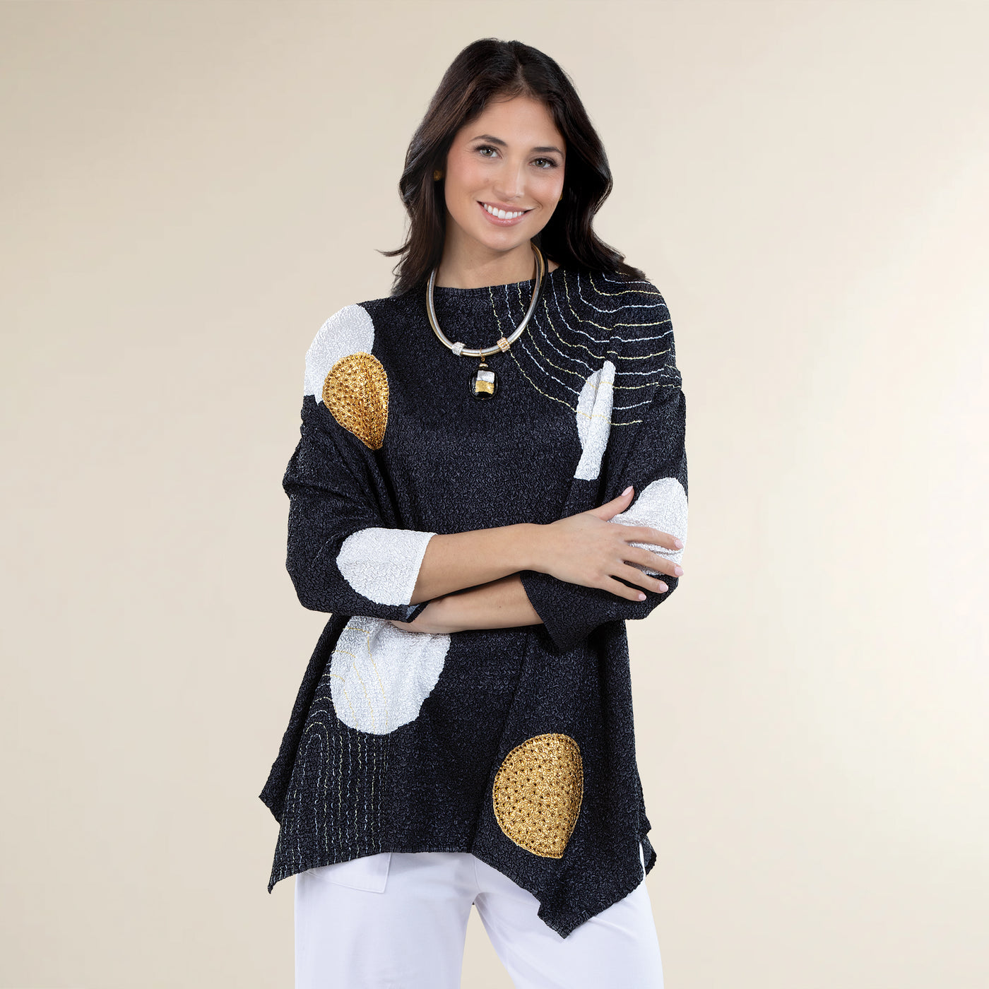 Rippling Circles Black Crinkle Tunic