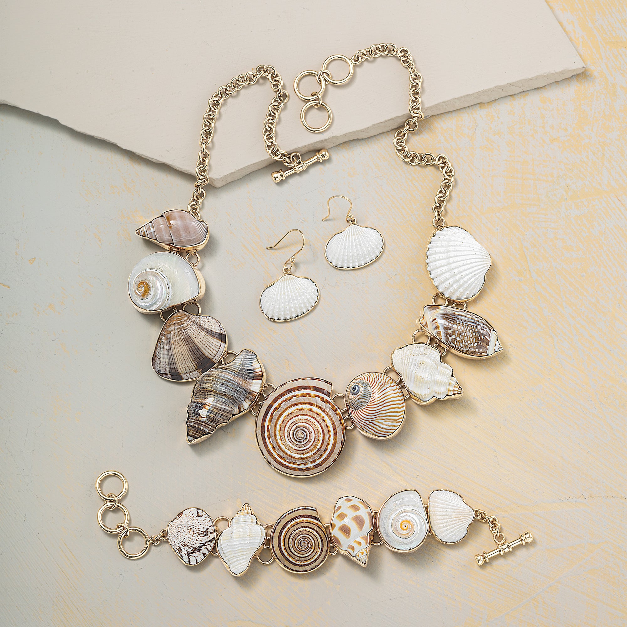 Washed Ashore Gulf Coast Shells Bracelet | Uno Alla Volta