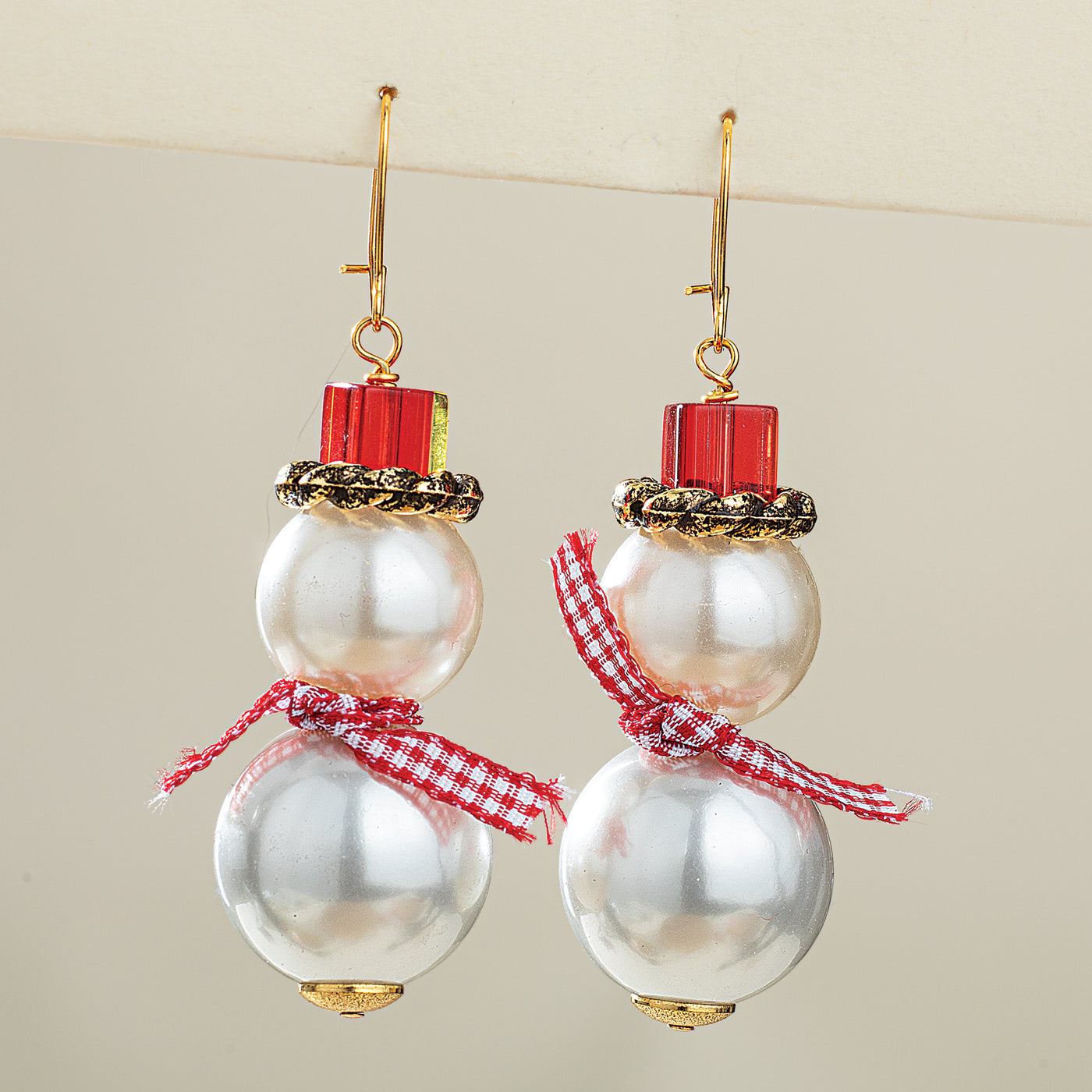 Gingham & Pearl Snowman Earrings