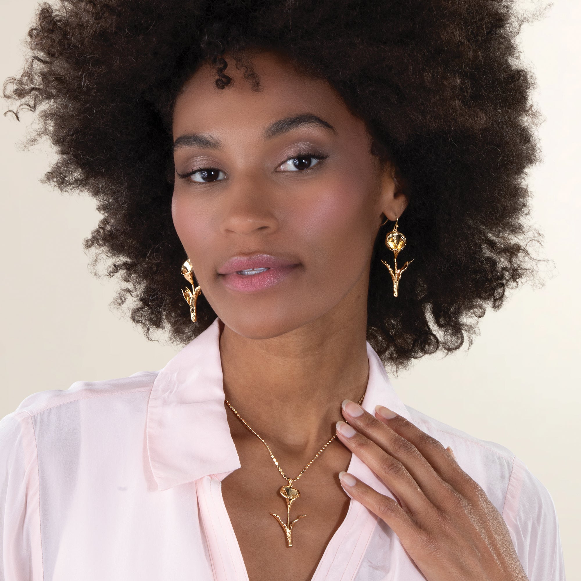 Golden Calla Lily Pendant Necklace