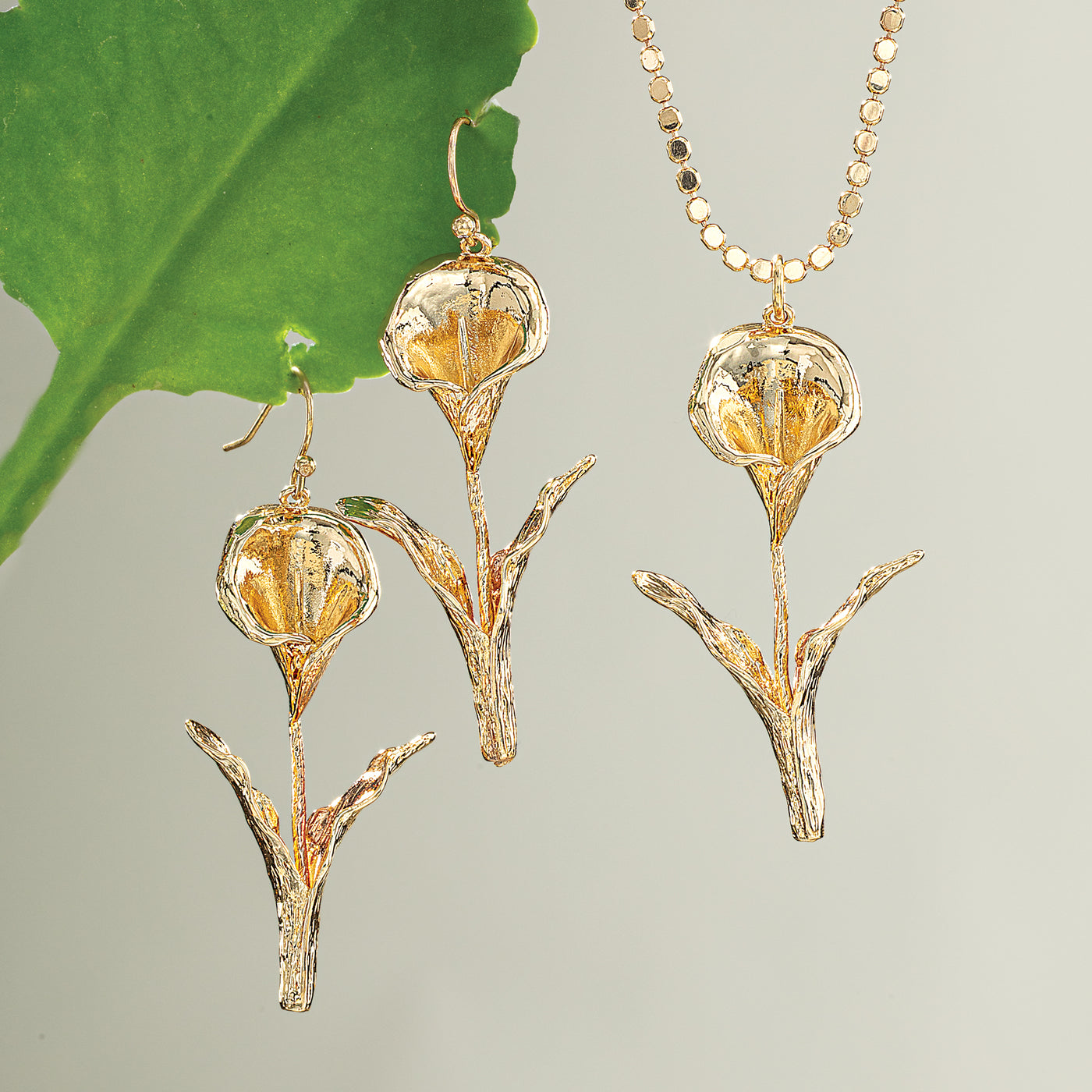 Golden Calla Lily Pendant Necklace