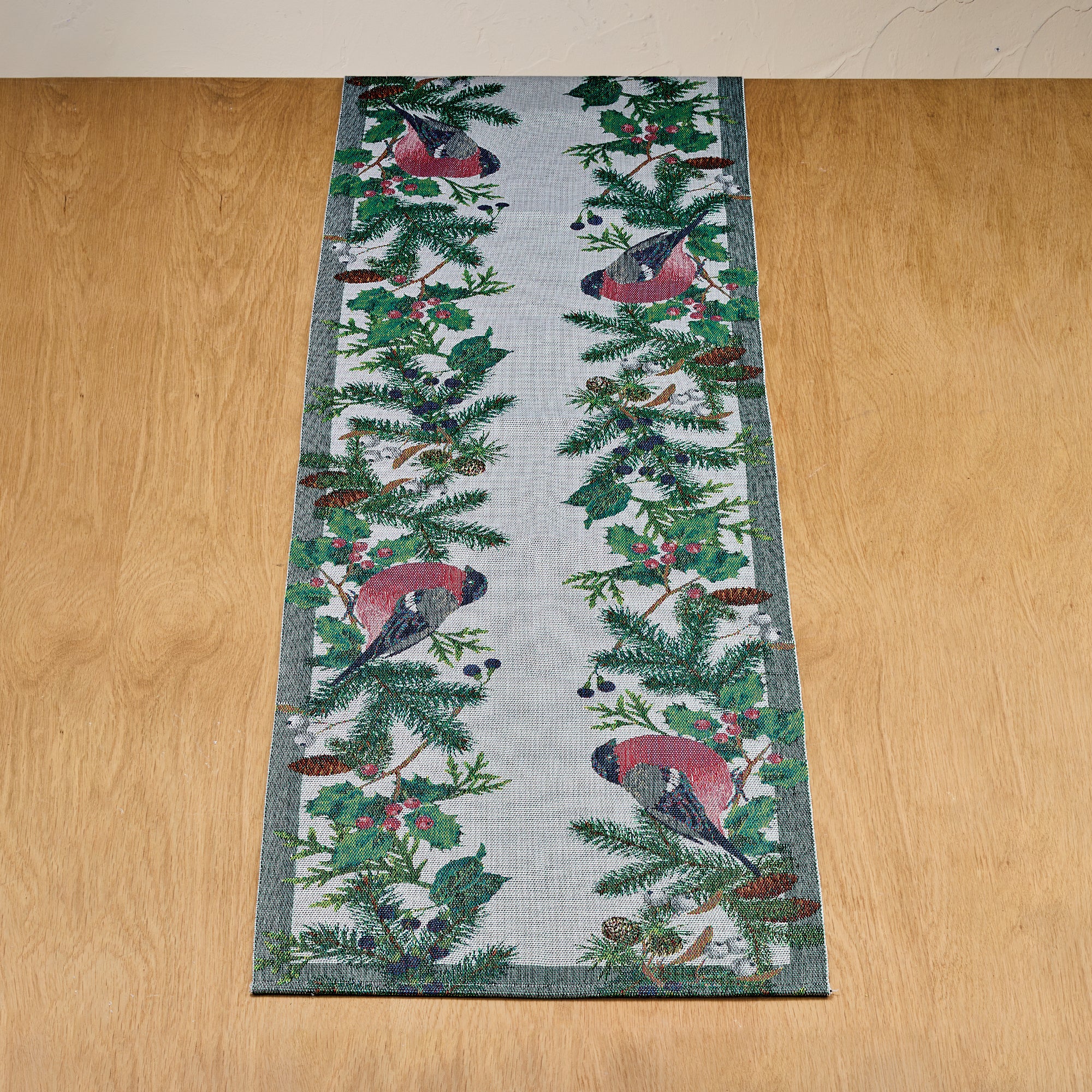 Red Robin Table Runner