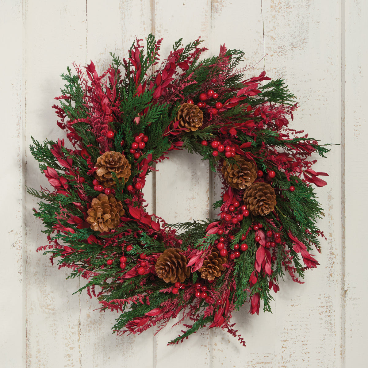 Traditional Tidings Wreath (Preorder)