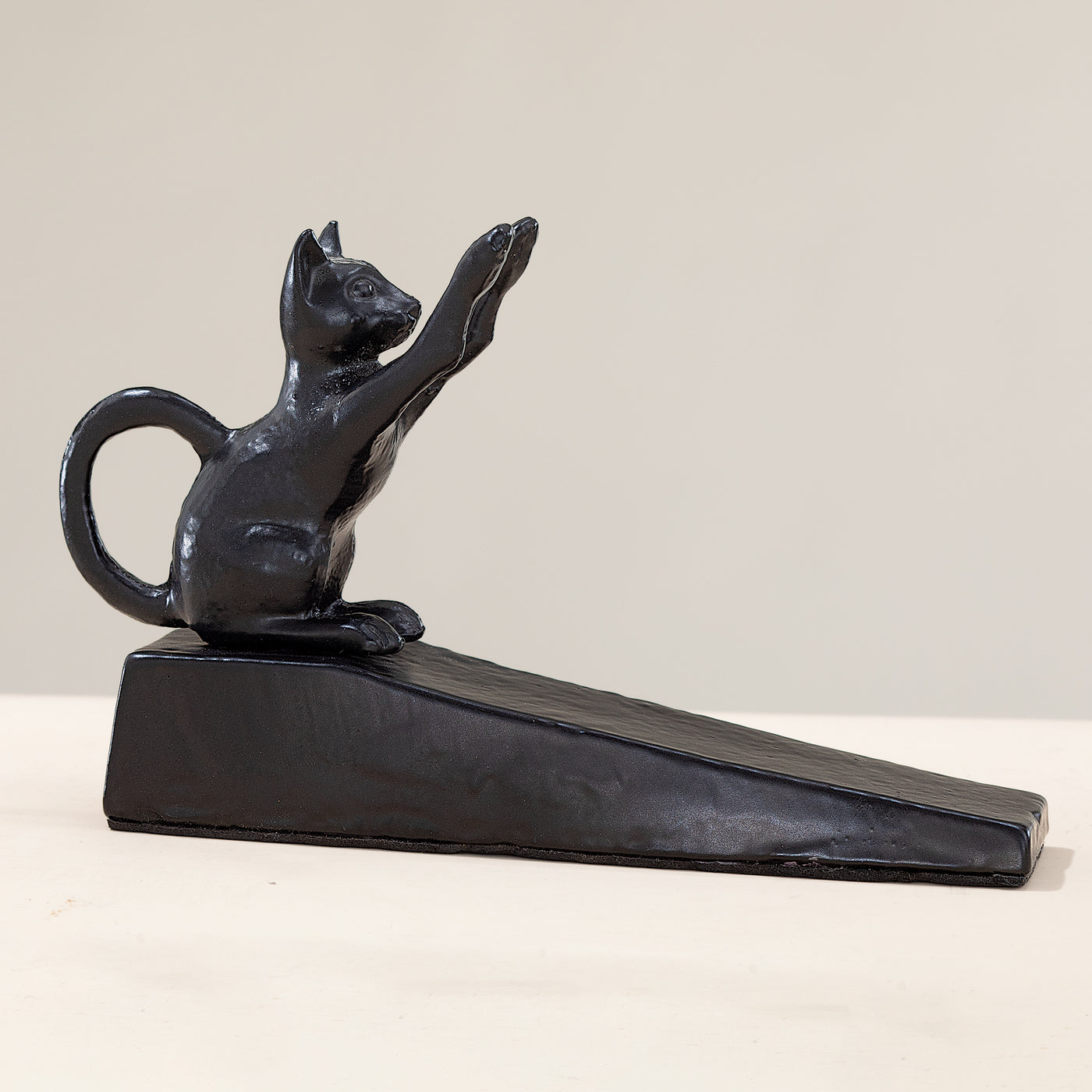 Cast Iron Kitty Doorstop