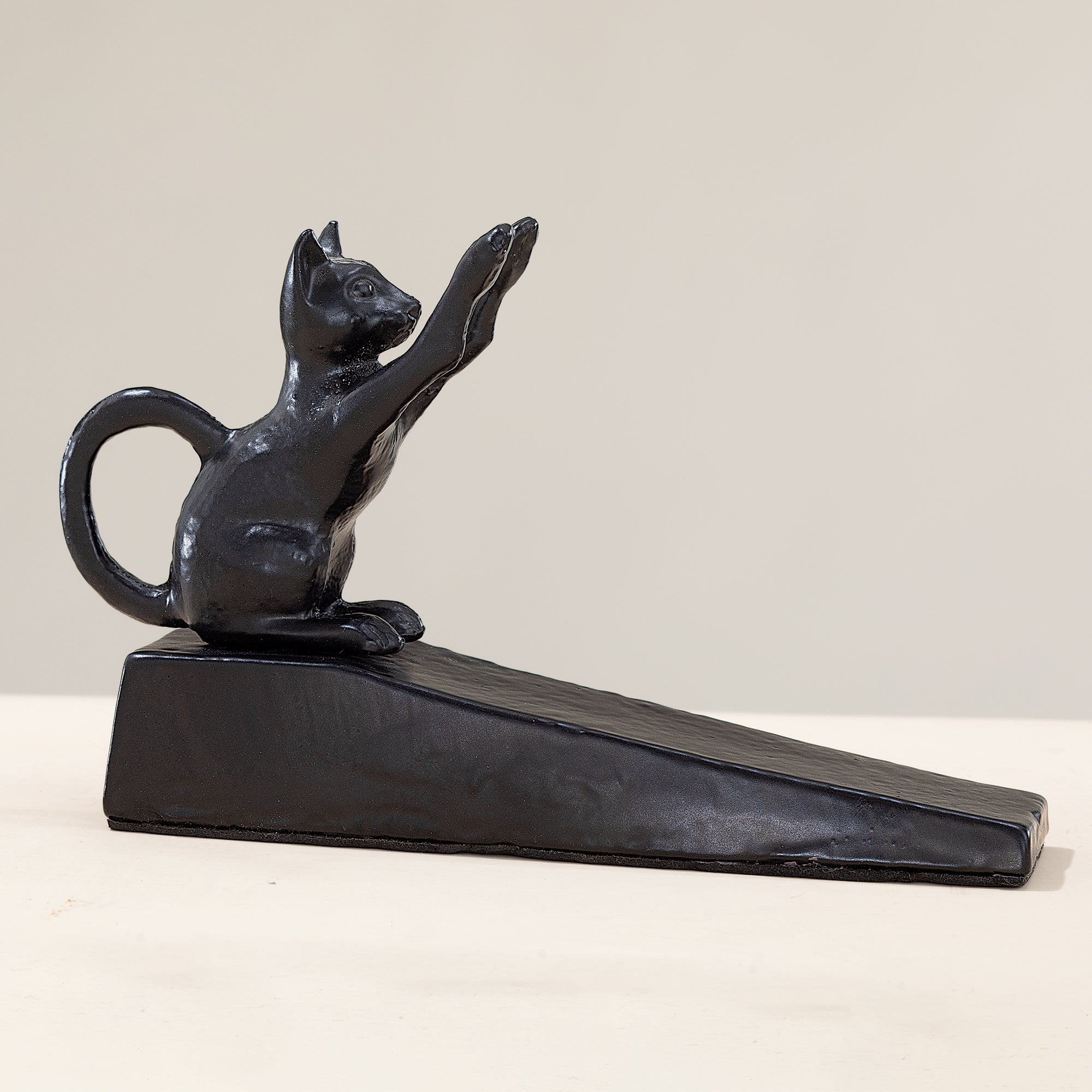 Cast Iron Kitty Doorstop