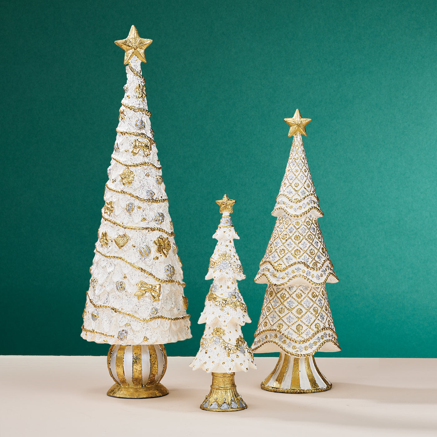 Winter Wonderland Scalloped Tree