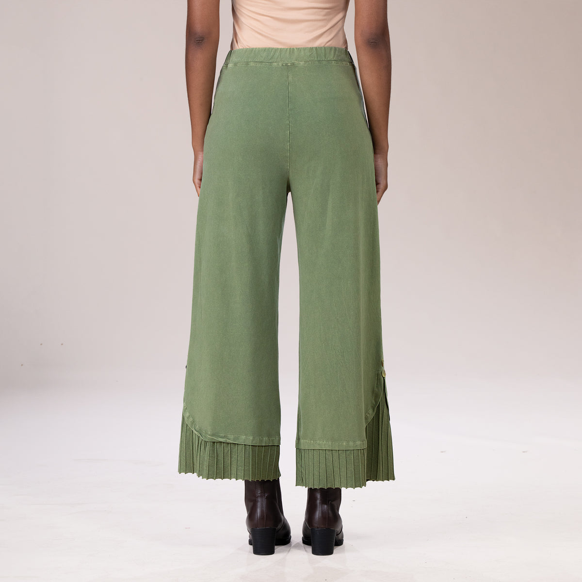 Wide-Leg Moss Pleated Pants
