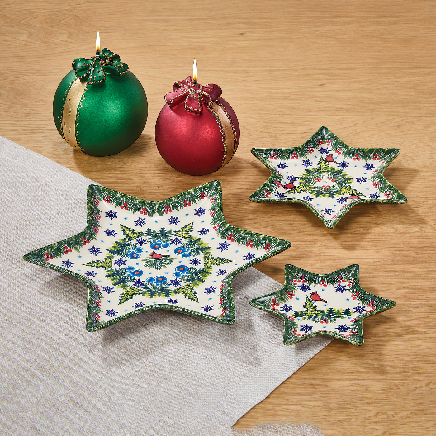 Polish Pottery Christmas Cardinals Star Plate Set