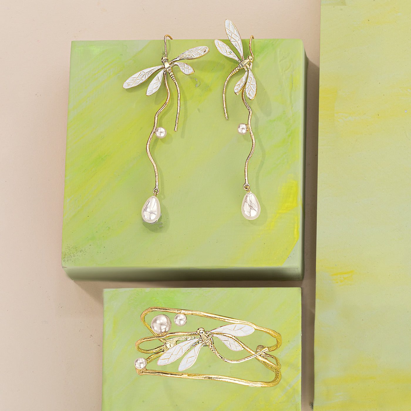 Darling Sparkling Dragonfly Earrings