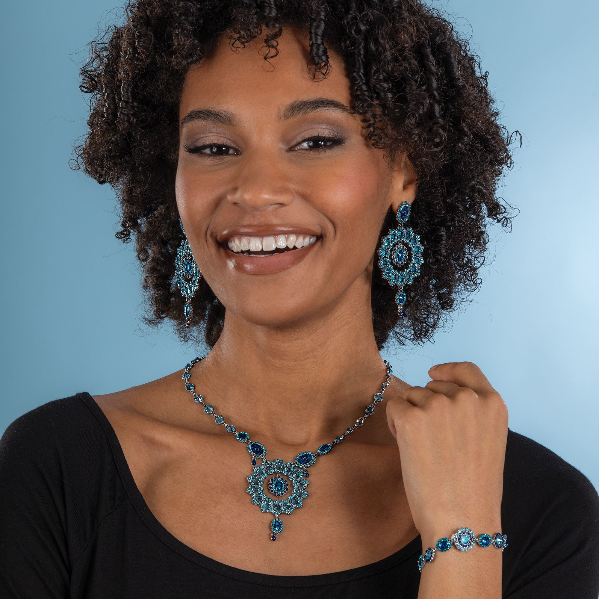 Hues Of Blue Filigree Necklace