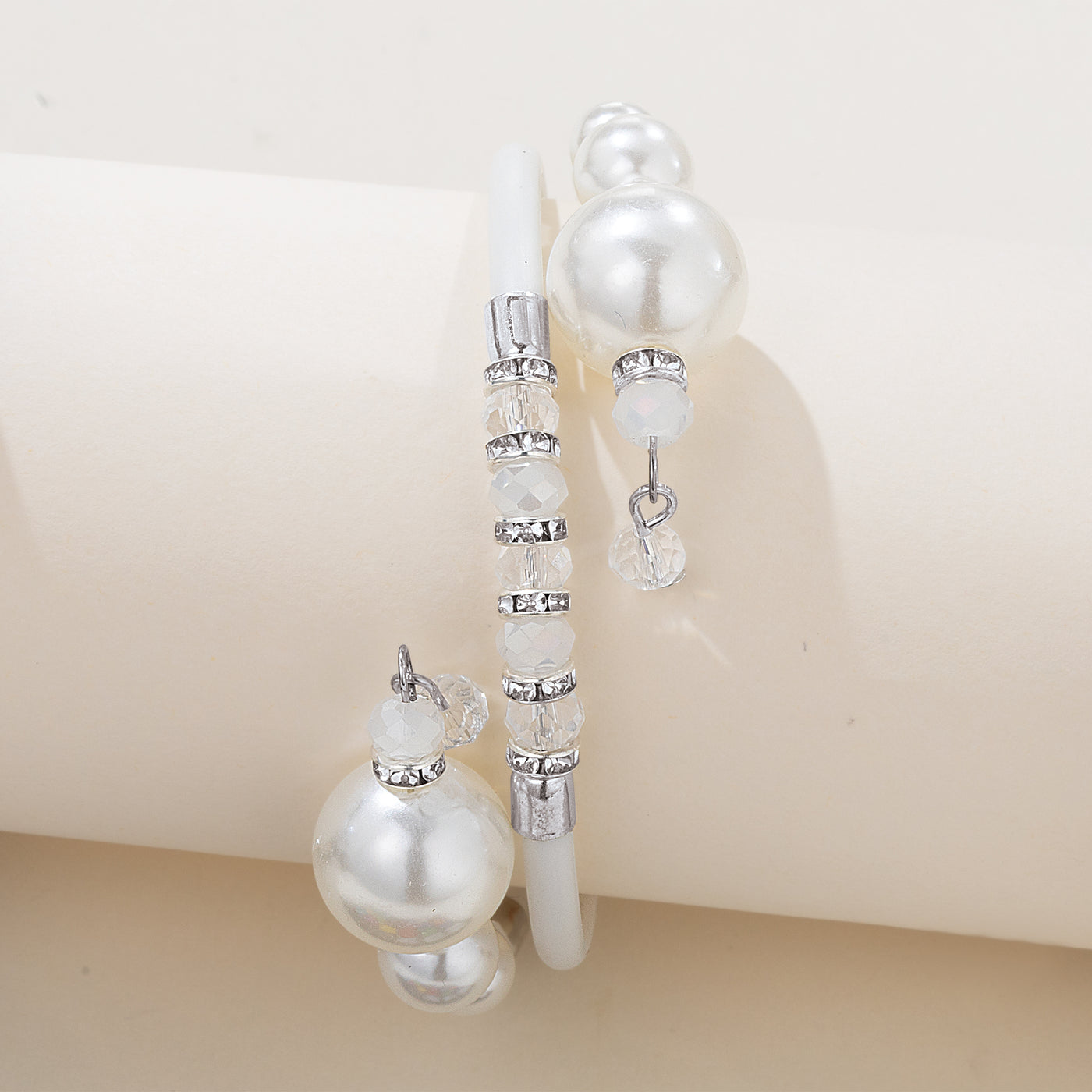 Glittering White Glass Pearl Bracelet