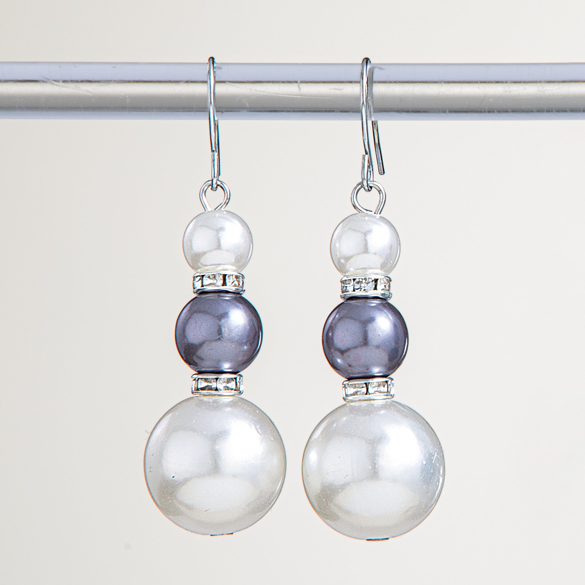 Graduated Grey & White Glass Pearl Earrings