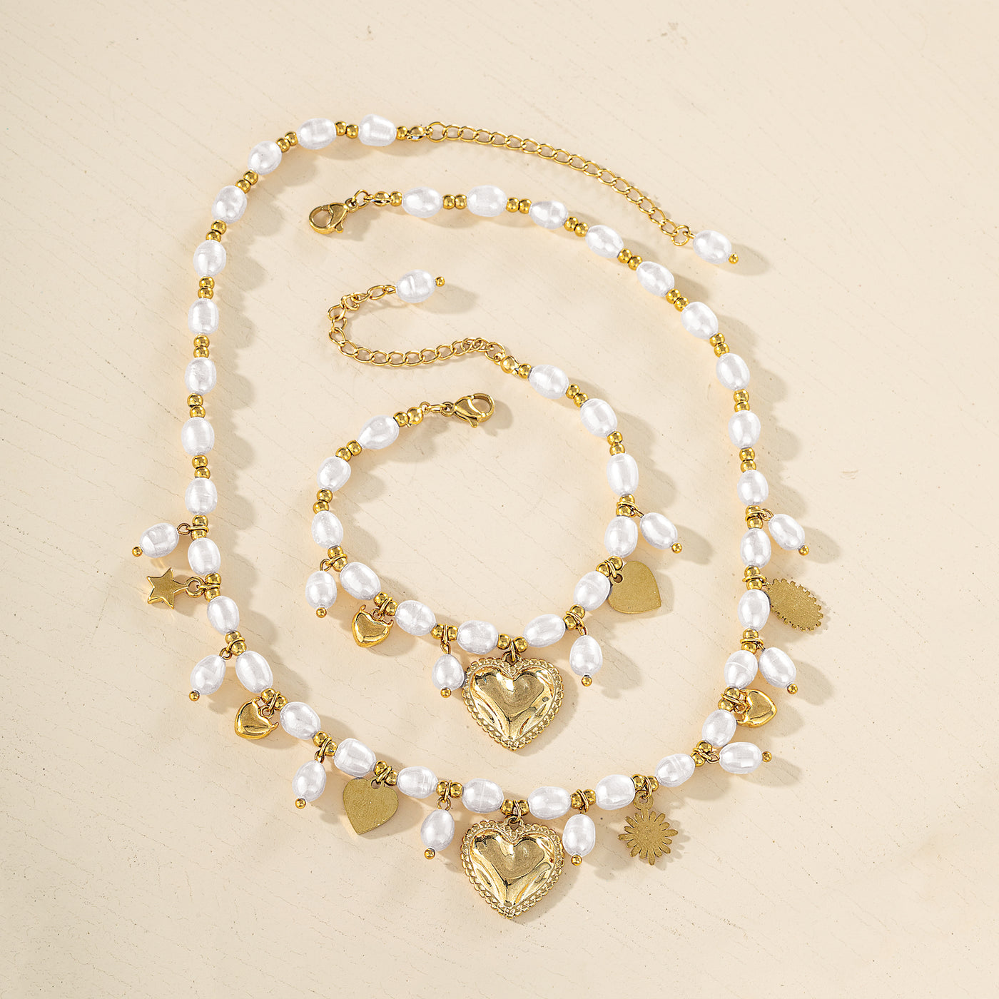 Sweet Hearts & Pearls Necklace