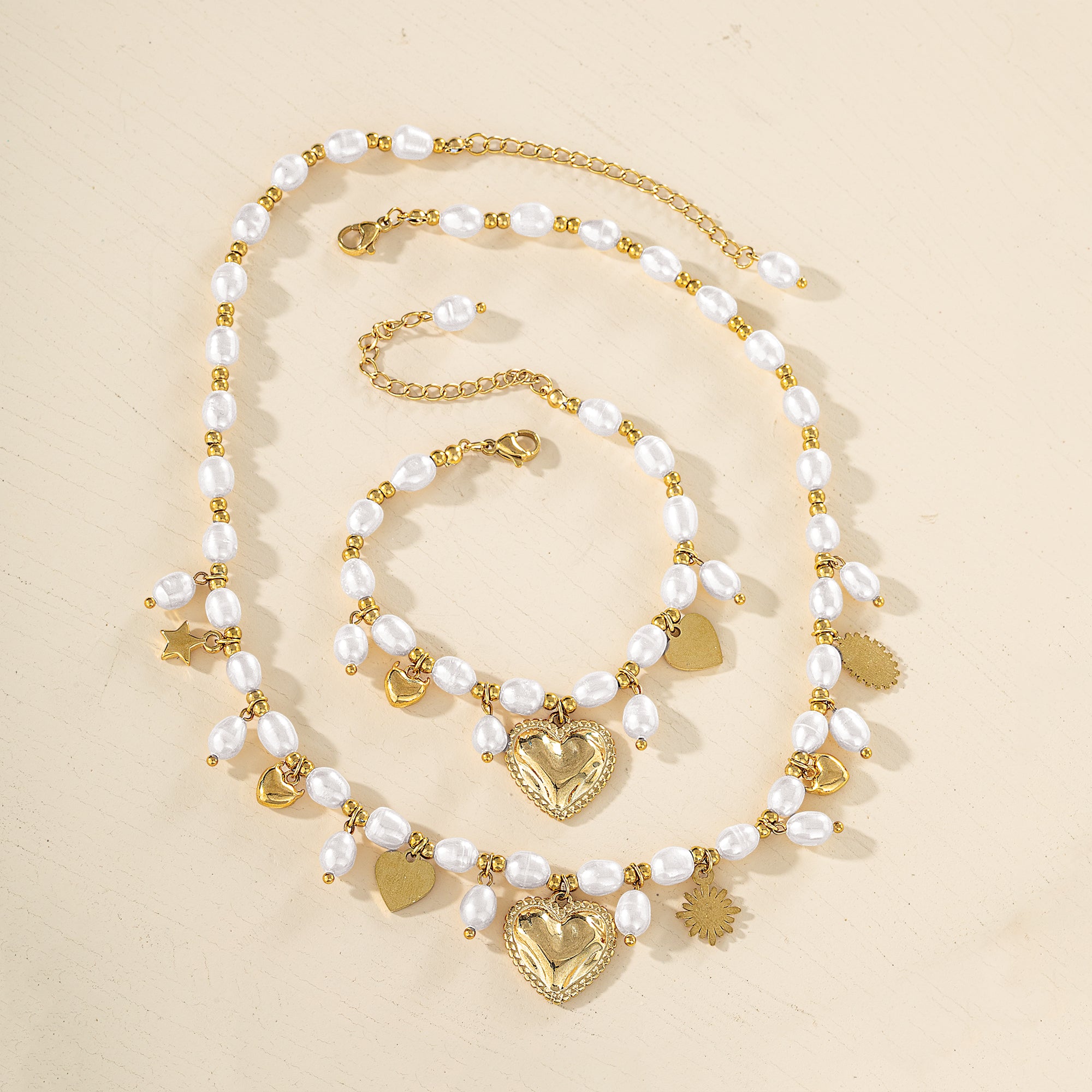 Sweet Hearts & Pearls Necklace