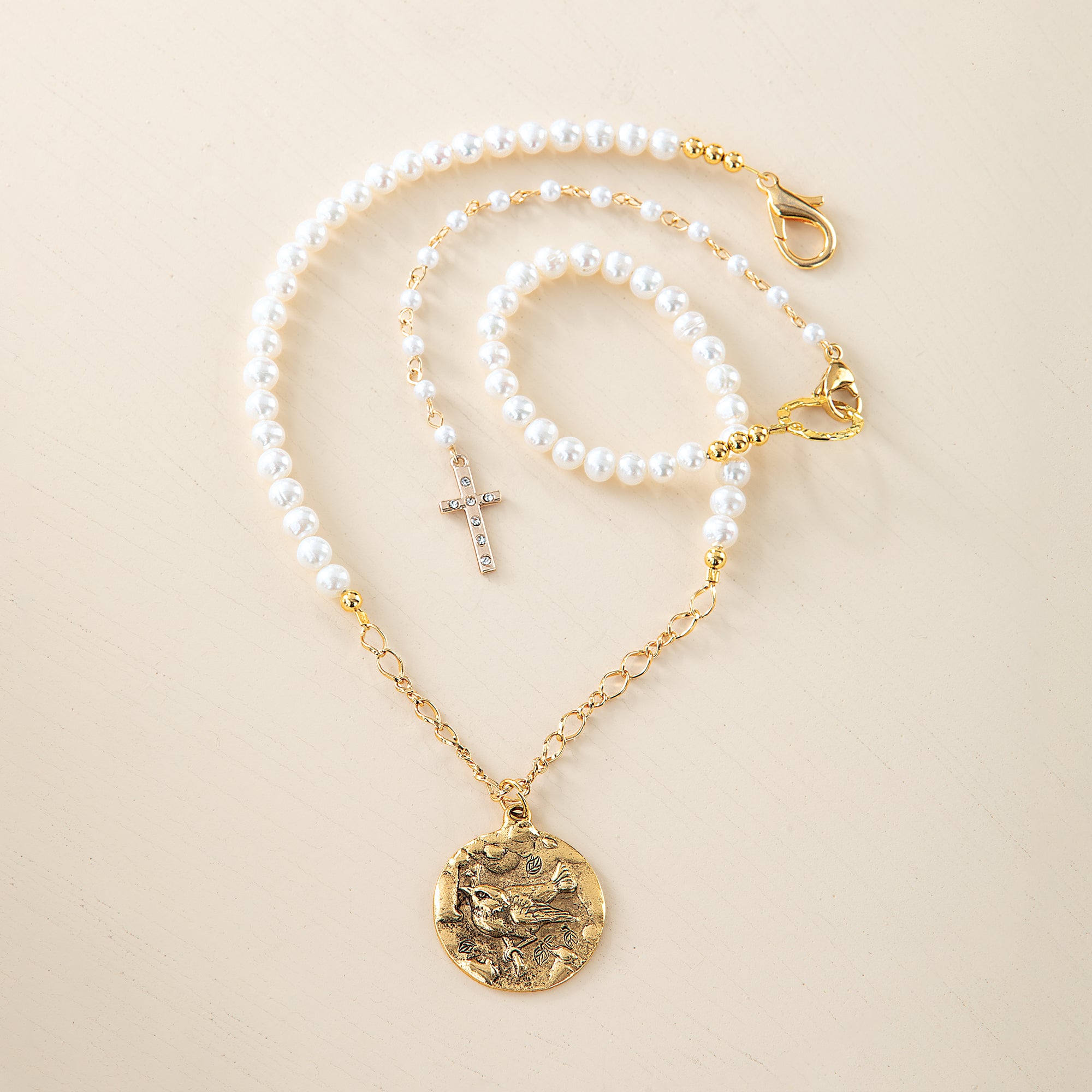 Antique Gold-Plated Swallow Pendant Necklace