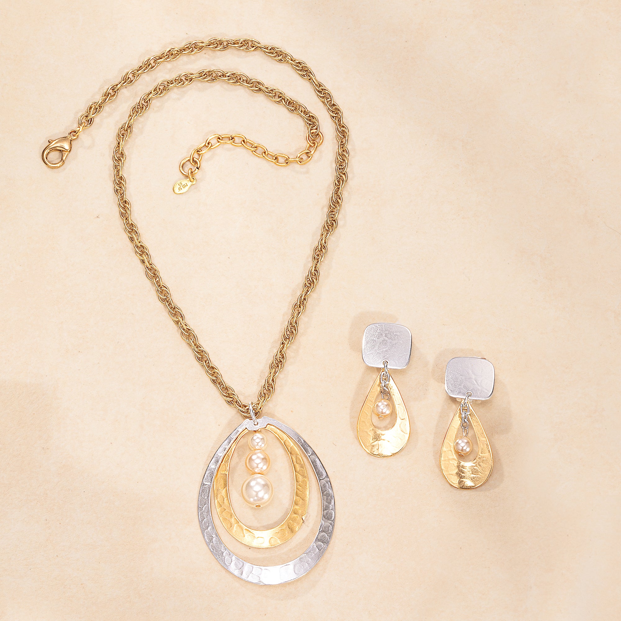 Tiered Teardrop & Pearl Necklace