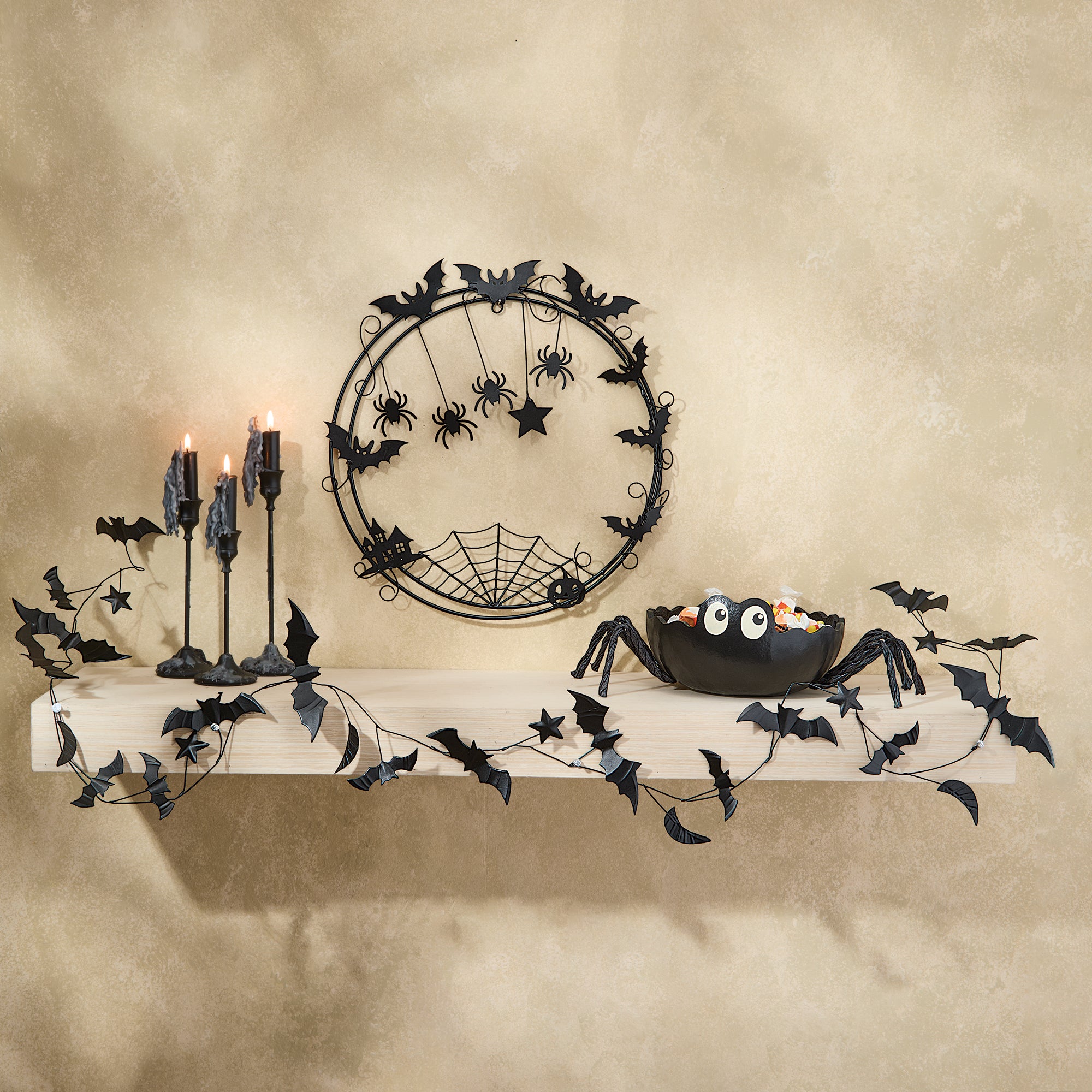 Spooky Black Iron Circle Wreath (Preorder)