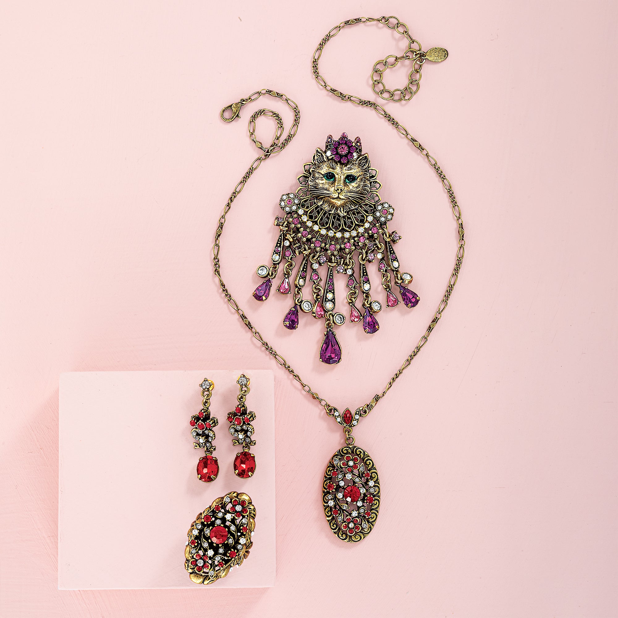 Victorian-Inspired Royal Feline Brooch (Preorder)