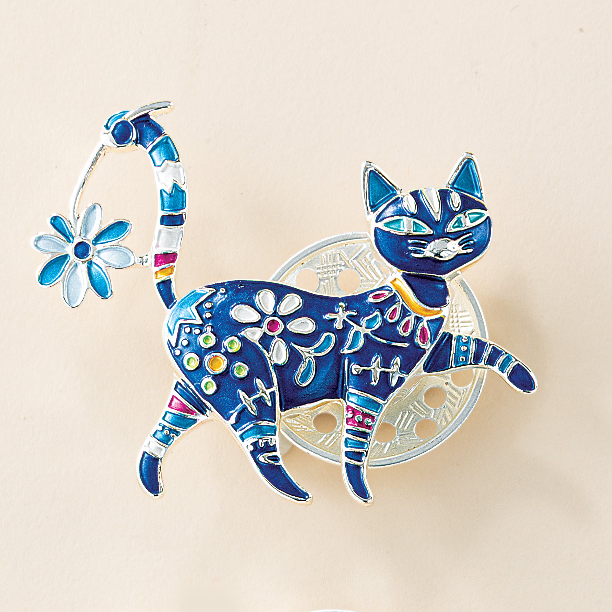 Magnetic Flower Cat Brooch