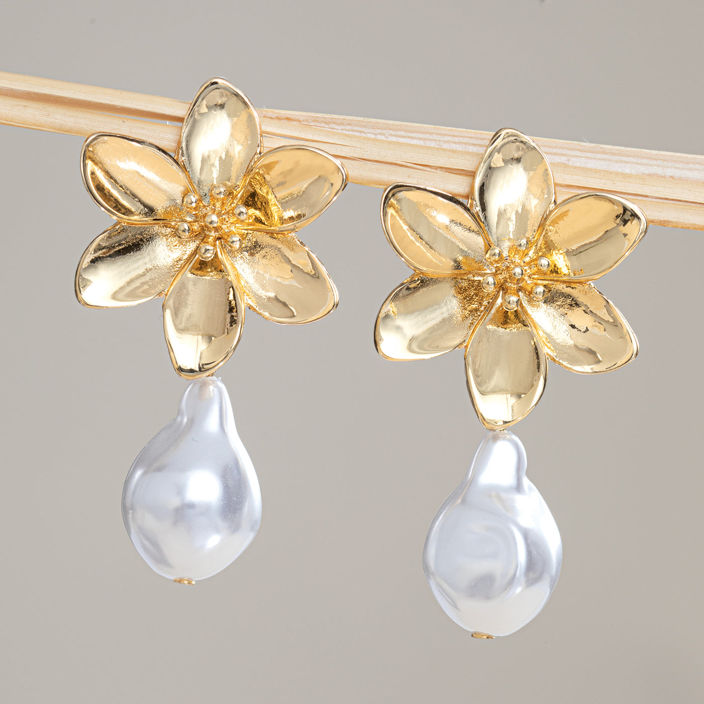 Pearl Drop Forget-Me-Not Earrings