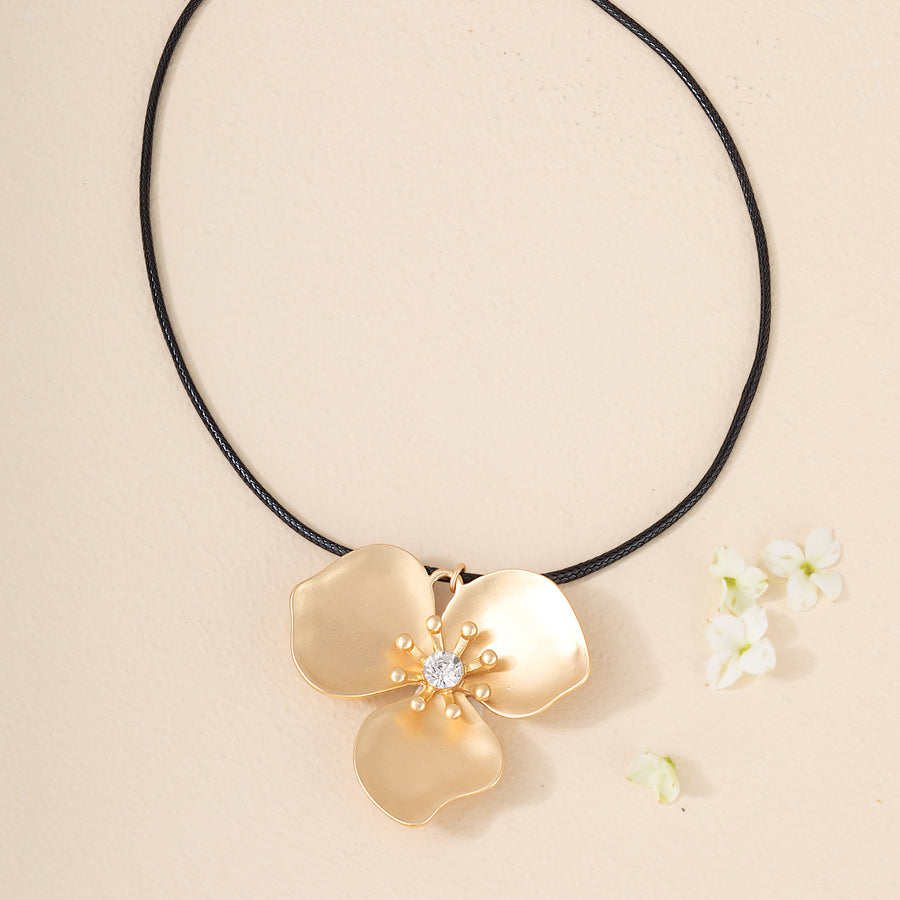 Satin Finish Trillium Flower Pendant Necklace