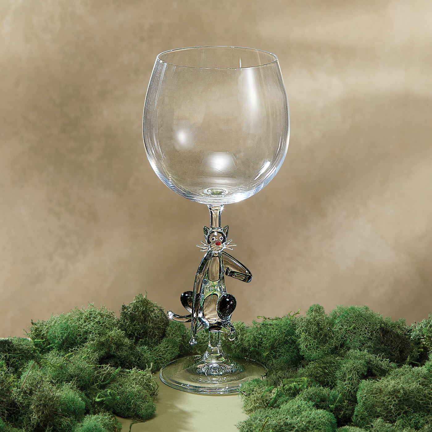 Murano Glass Yoga Cat Wine Glass (Preorder)