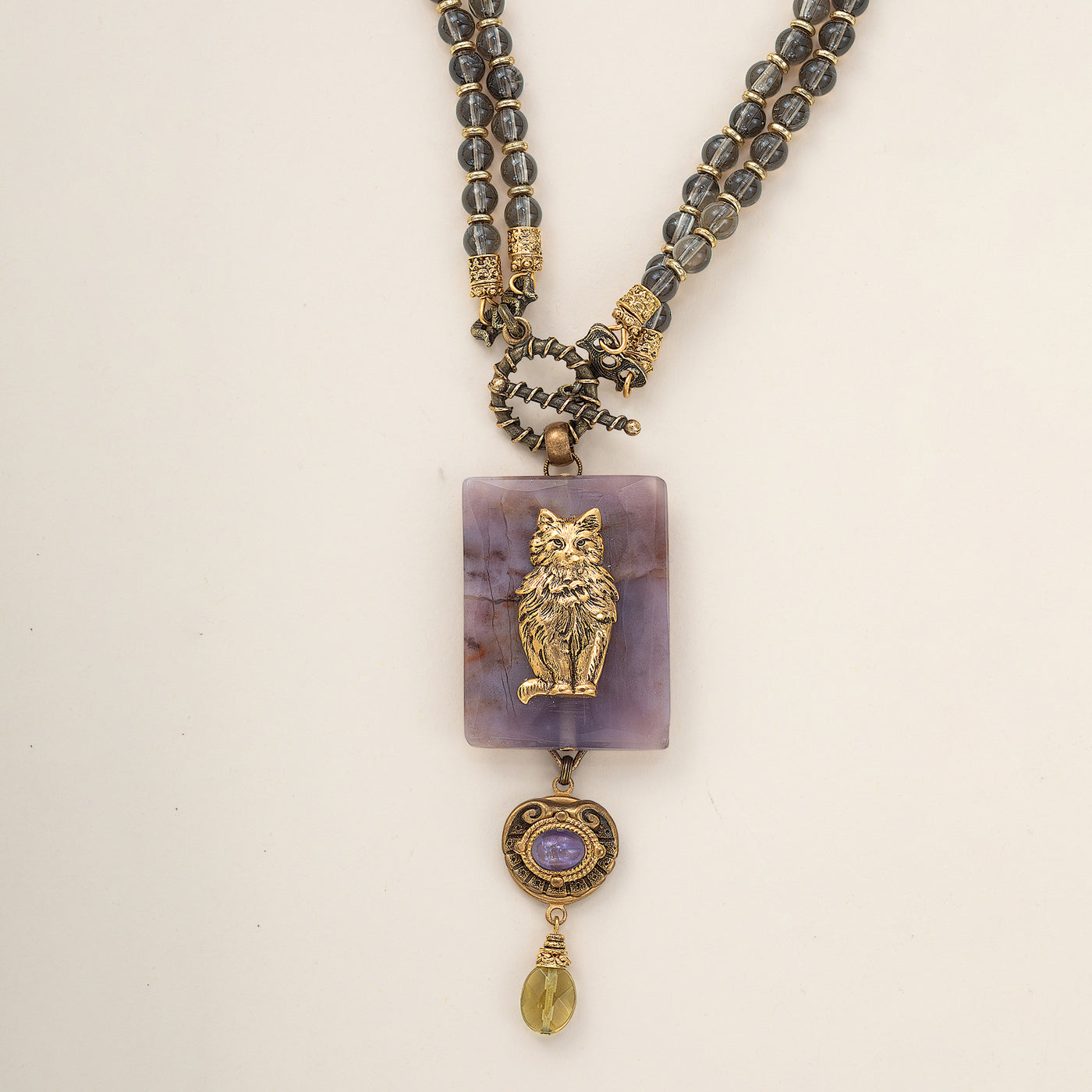 Vintage-Style Luxury in Lilac Necklace