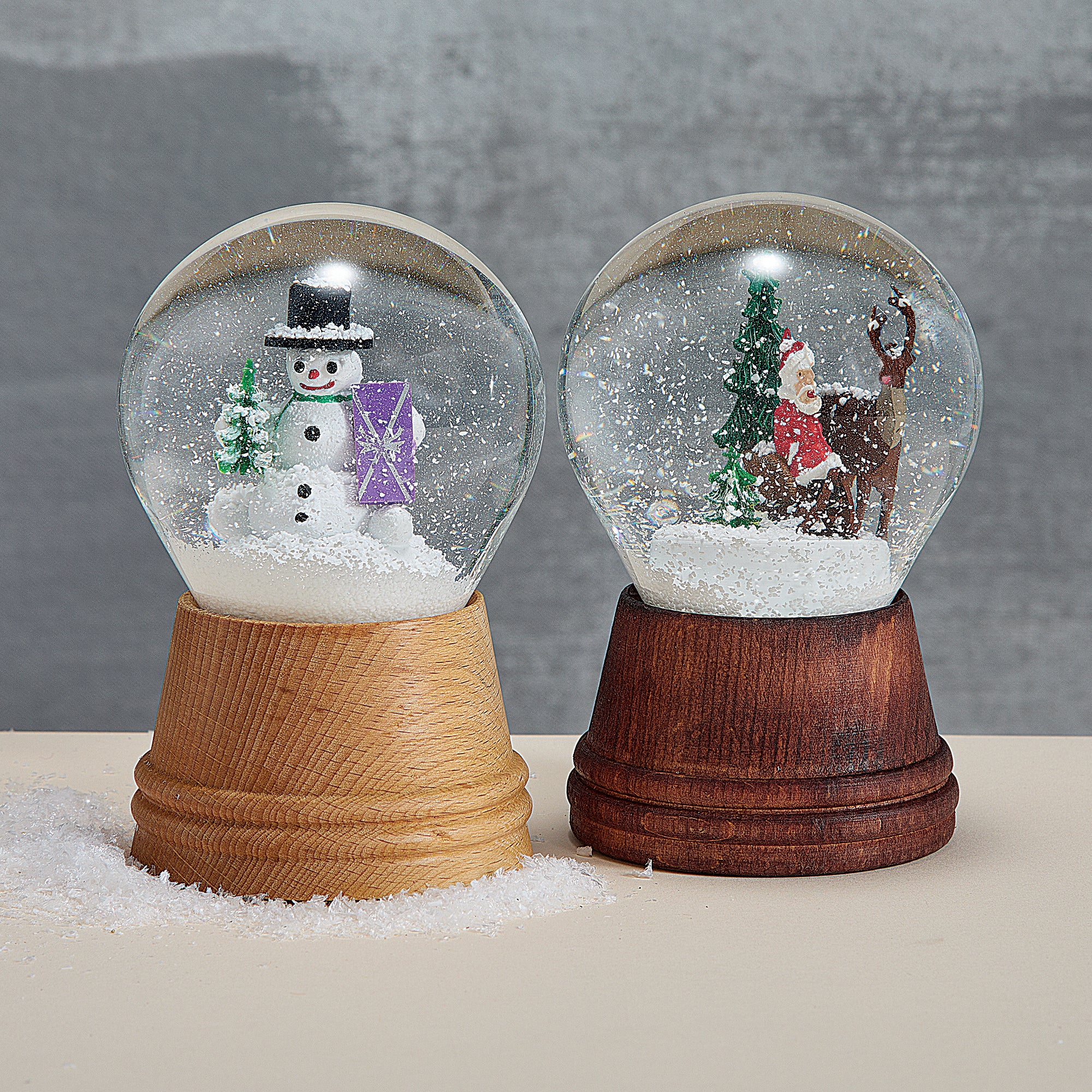 Santa Is On His Way Snow Globe