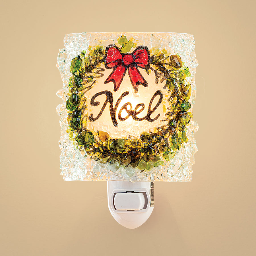Recycled Glass Noel Wreath Nightlight (Preorder)