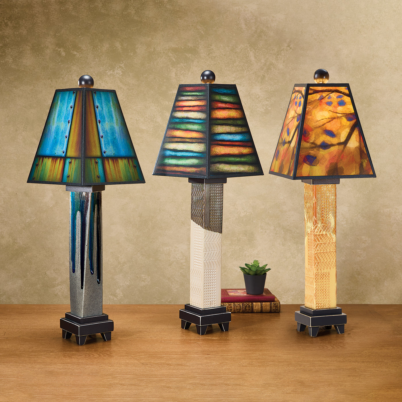 Hand-Painted Metal Illusions Table Lamp (Preorder)