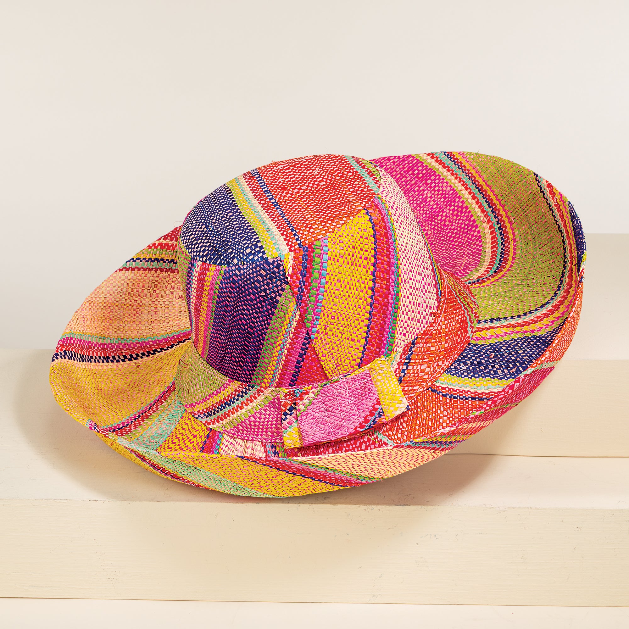 Mya Raspberry Raffia Beach Hat
