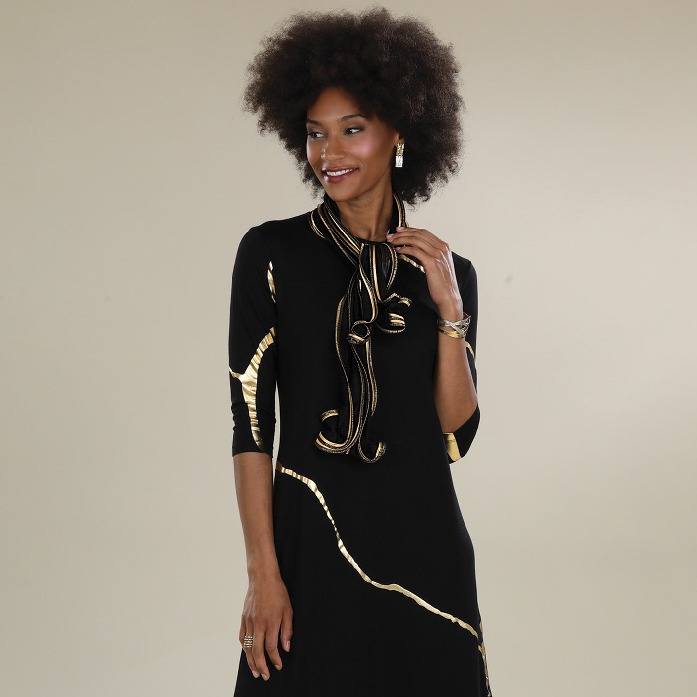 Black & Gold Sculptural Scarf Black & Gold Sculptural Scarf