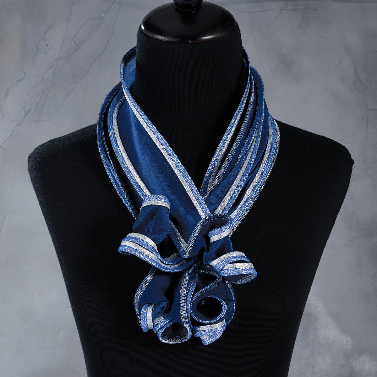 Sort Scarf Sparkling Blue & Silver Short Sculptural Scarf | Uno Alla Volta