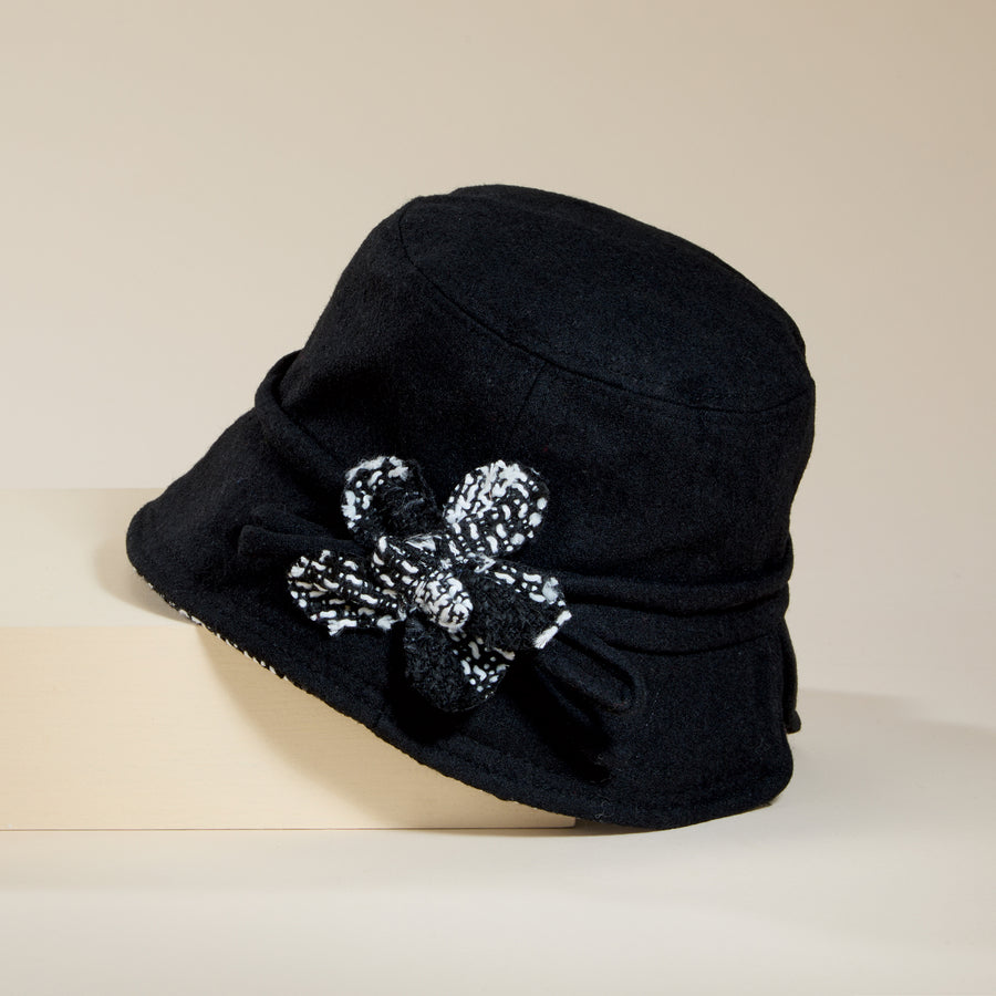 Bettina Peek-A-Boo Bucket Hat