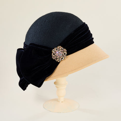 Verucci Wool Clouche Hat (7 1/2) Packable Wool Felt Rosette Cloche Hat, Made in the USA main image 2