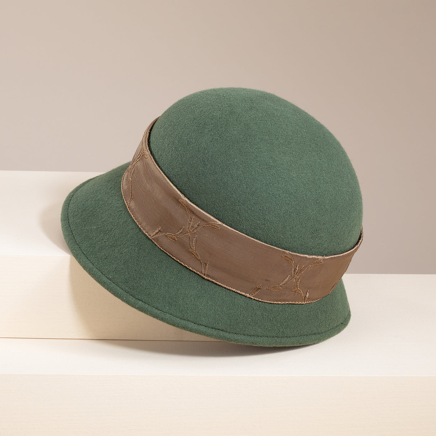 Leisl Olive Wool Crinkle Cloche