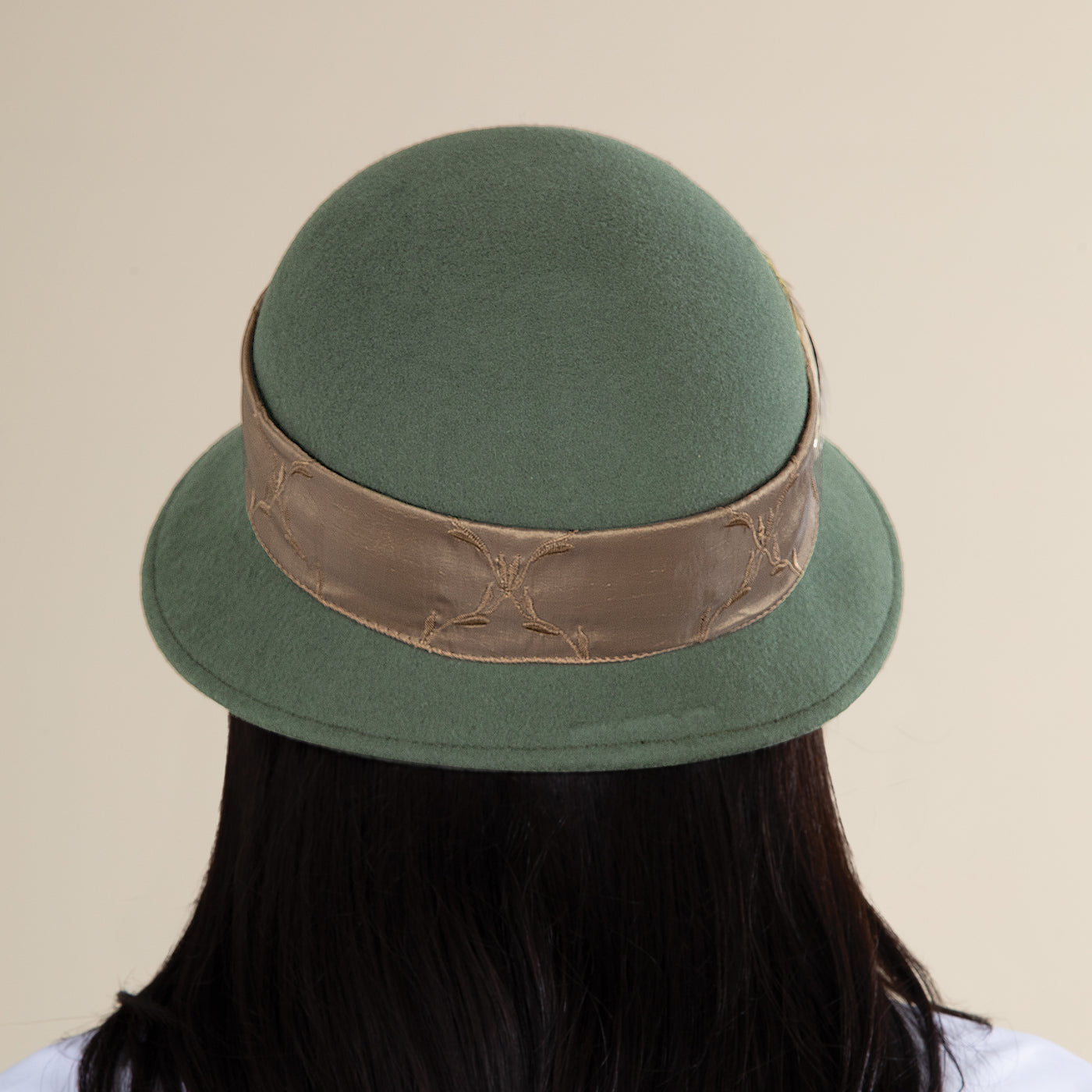 Leisl Olive Wool Crinkle Cloche