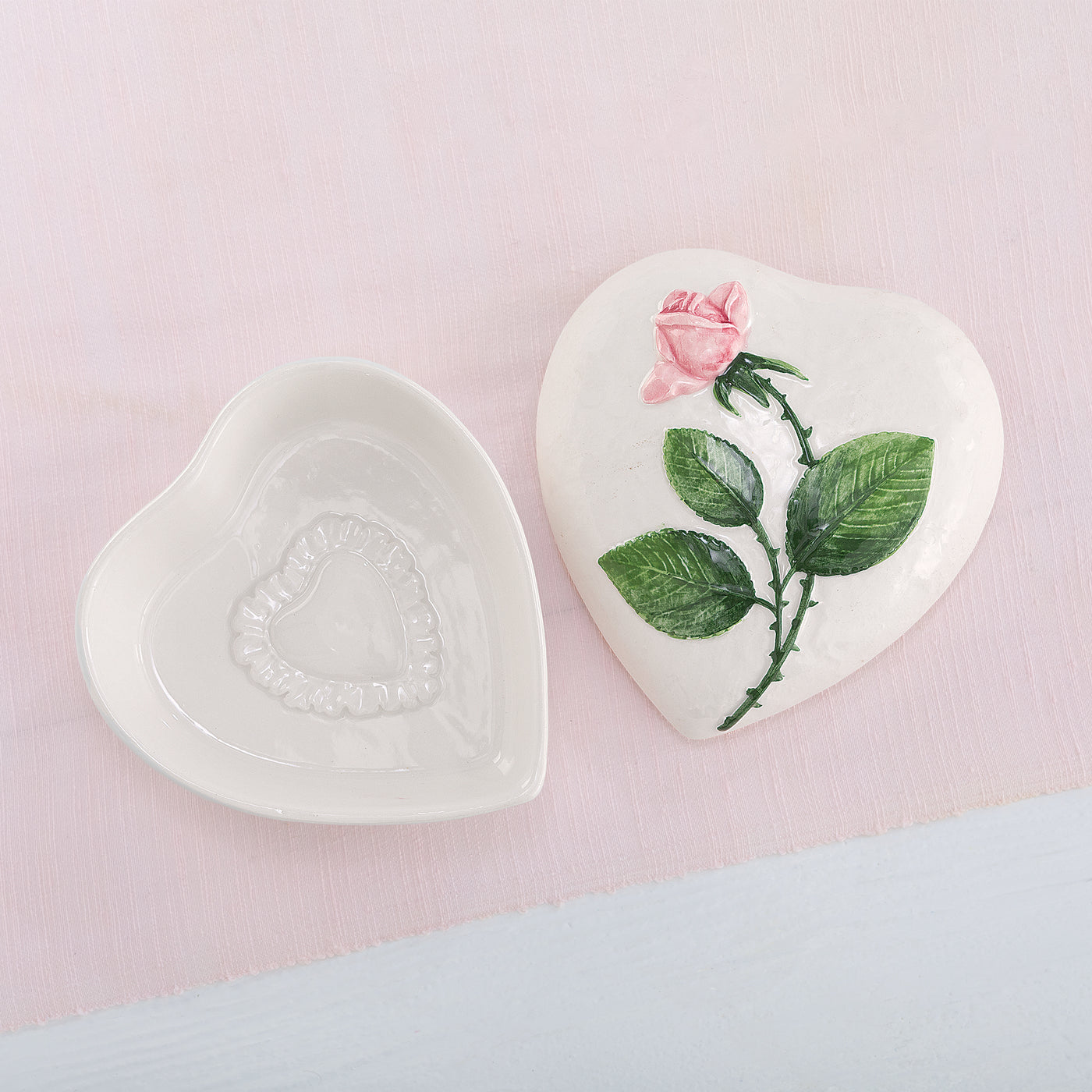Italian Ceramic Blooming Roses Heart Trinket Box