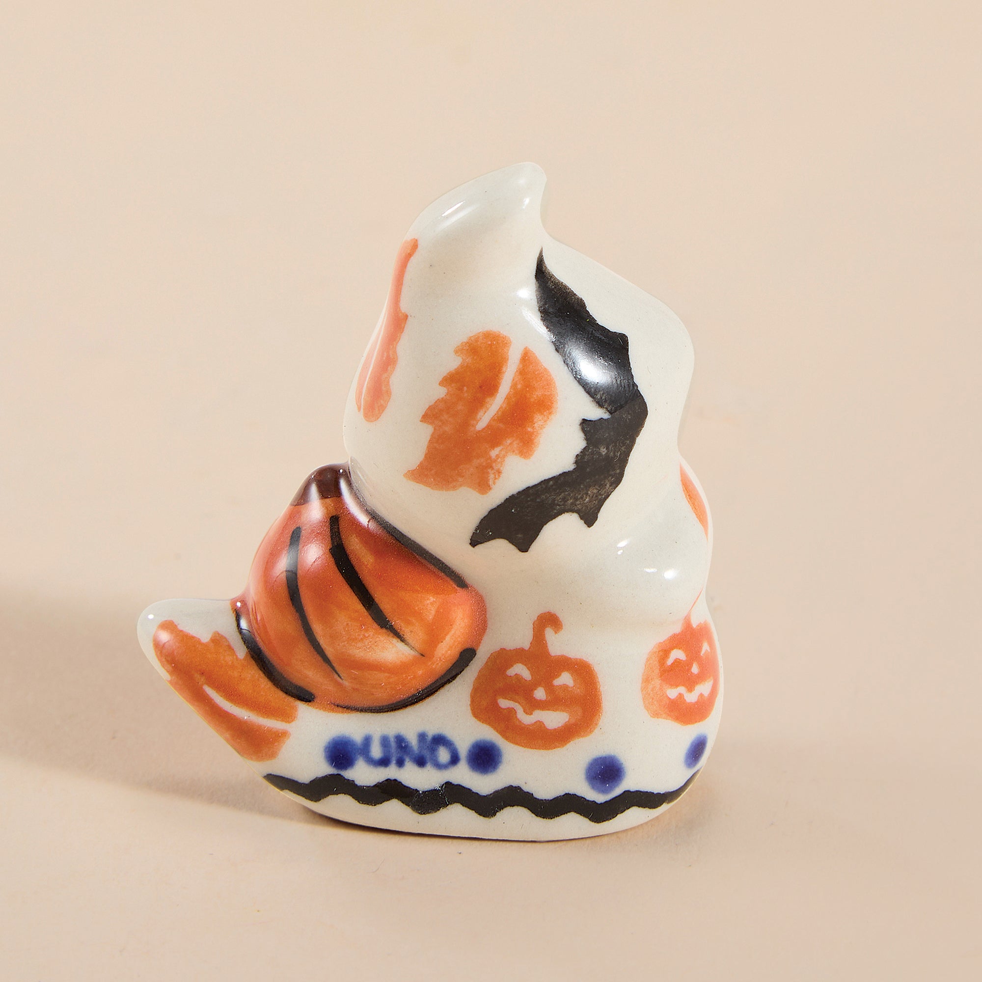 Polish Pottery Black Cat Hollow Small Ghost Figurine (Preorder)